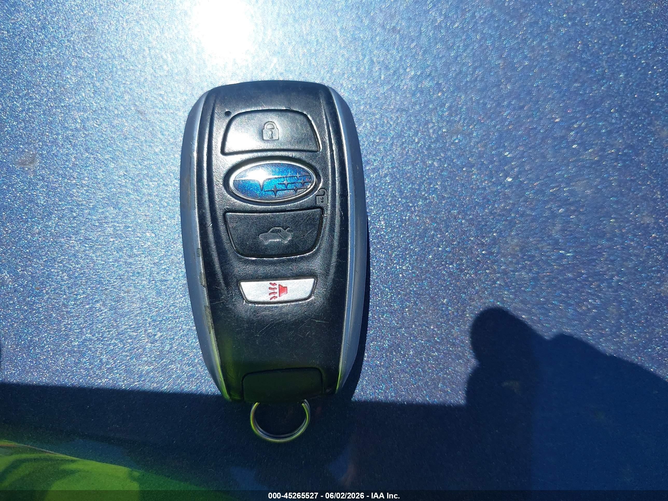 2015 Subaru Legacy 3.6r Limited Blue vin: 4S3BNEN67F3016904
