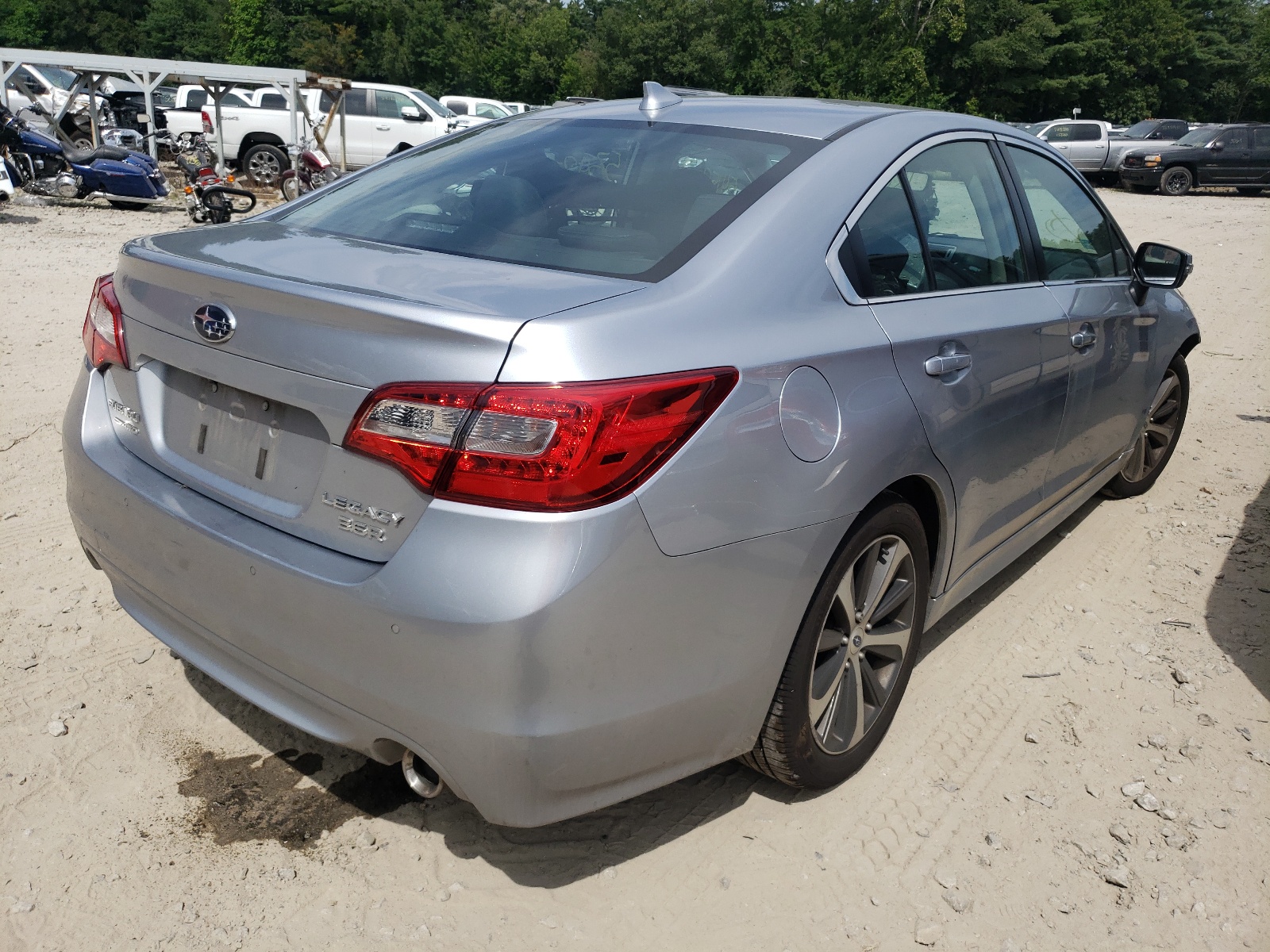 2017 Subaru Legacy 3.6r Limited Silver vin: 4S3BNEN67H3006215