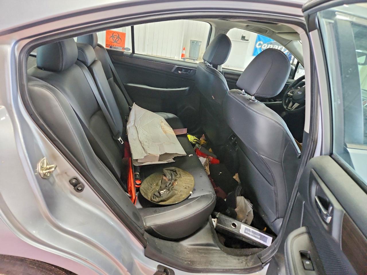 2015 Subaru Legacy 3.6r Limited Silver vin: 4S3BNEN6XF3056569