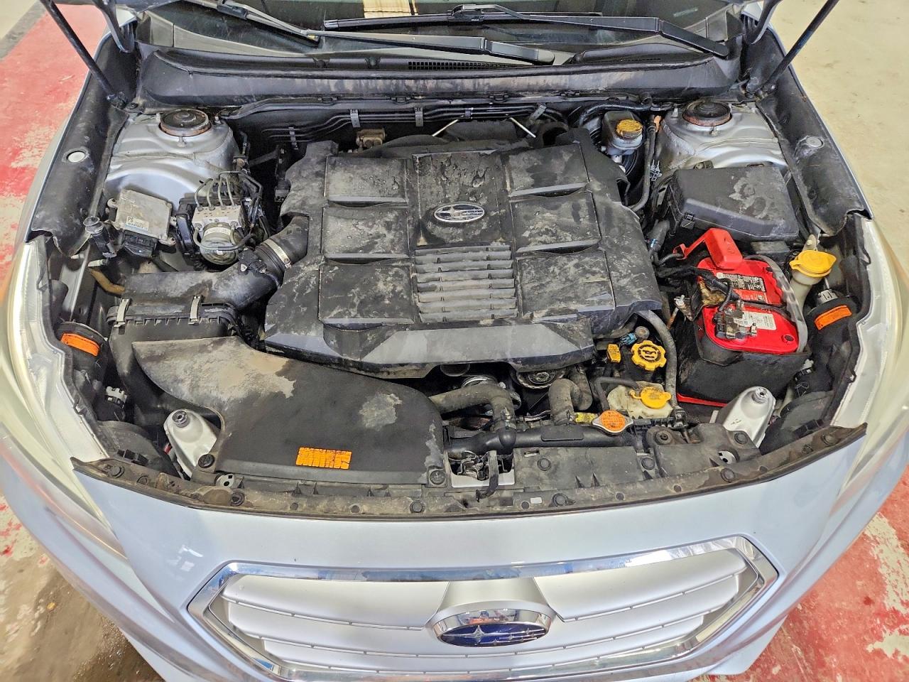2015 Subaru Legacy 3.6r Limited Silver vin: 4S3BNEN6XF3056569