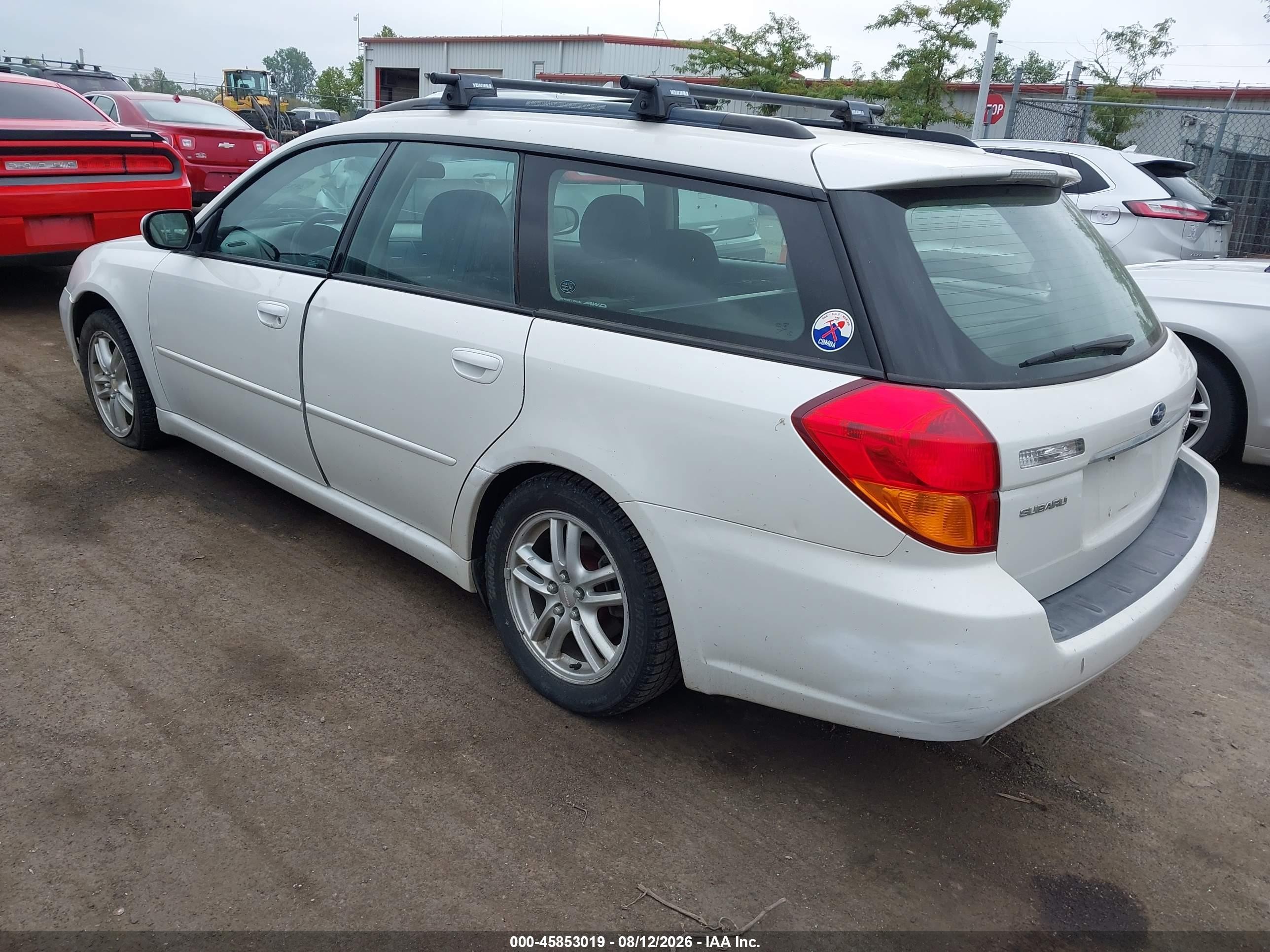 2005 Subaru Legacy 2.5i White vin: 4S3BP616056312267