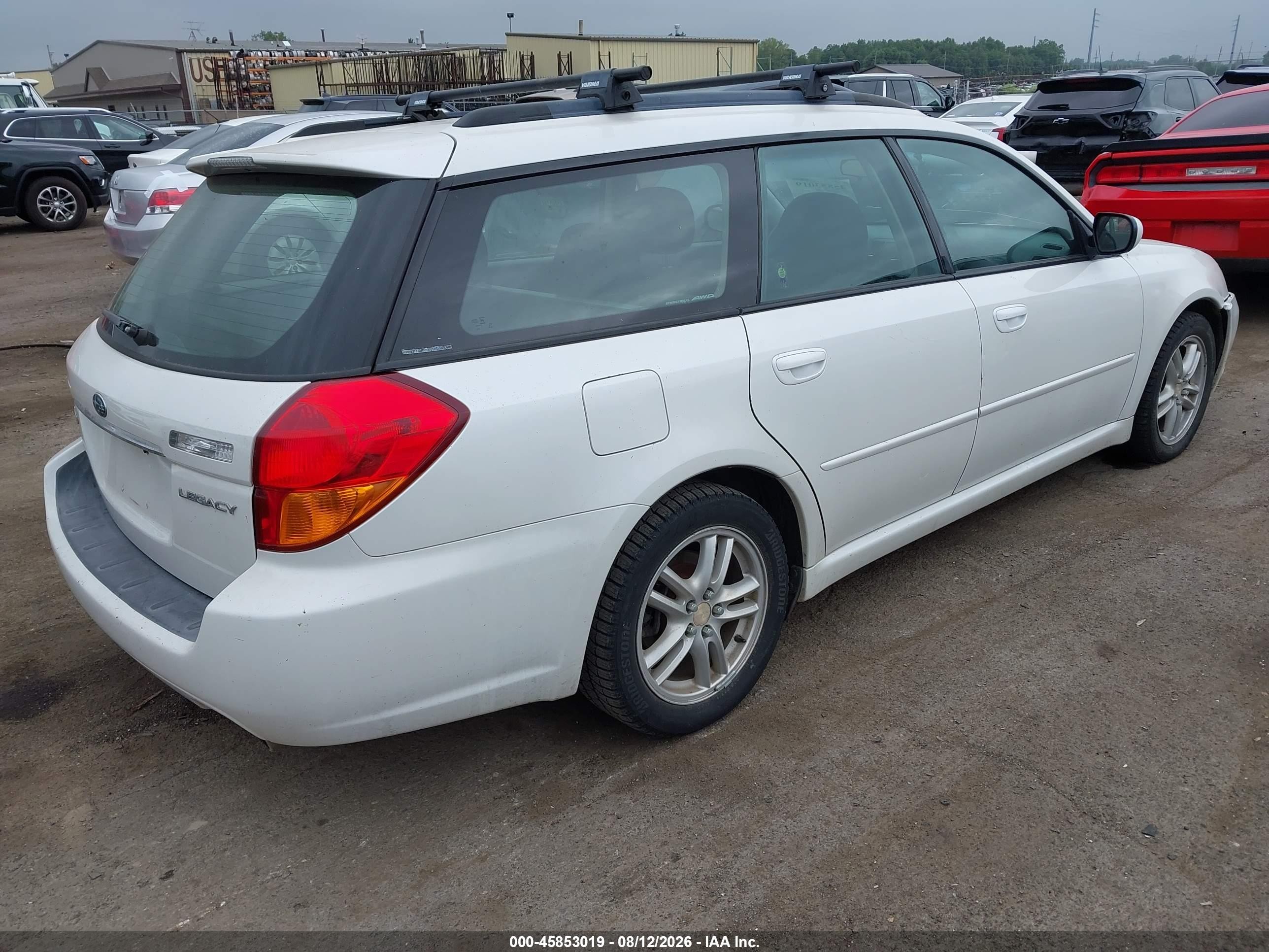 2005 Subaru Legacy 2.5i White vin: 4S3BP616056312267