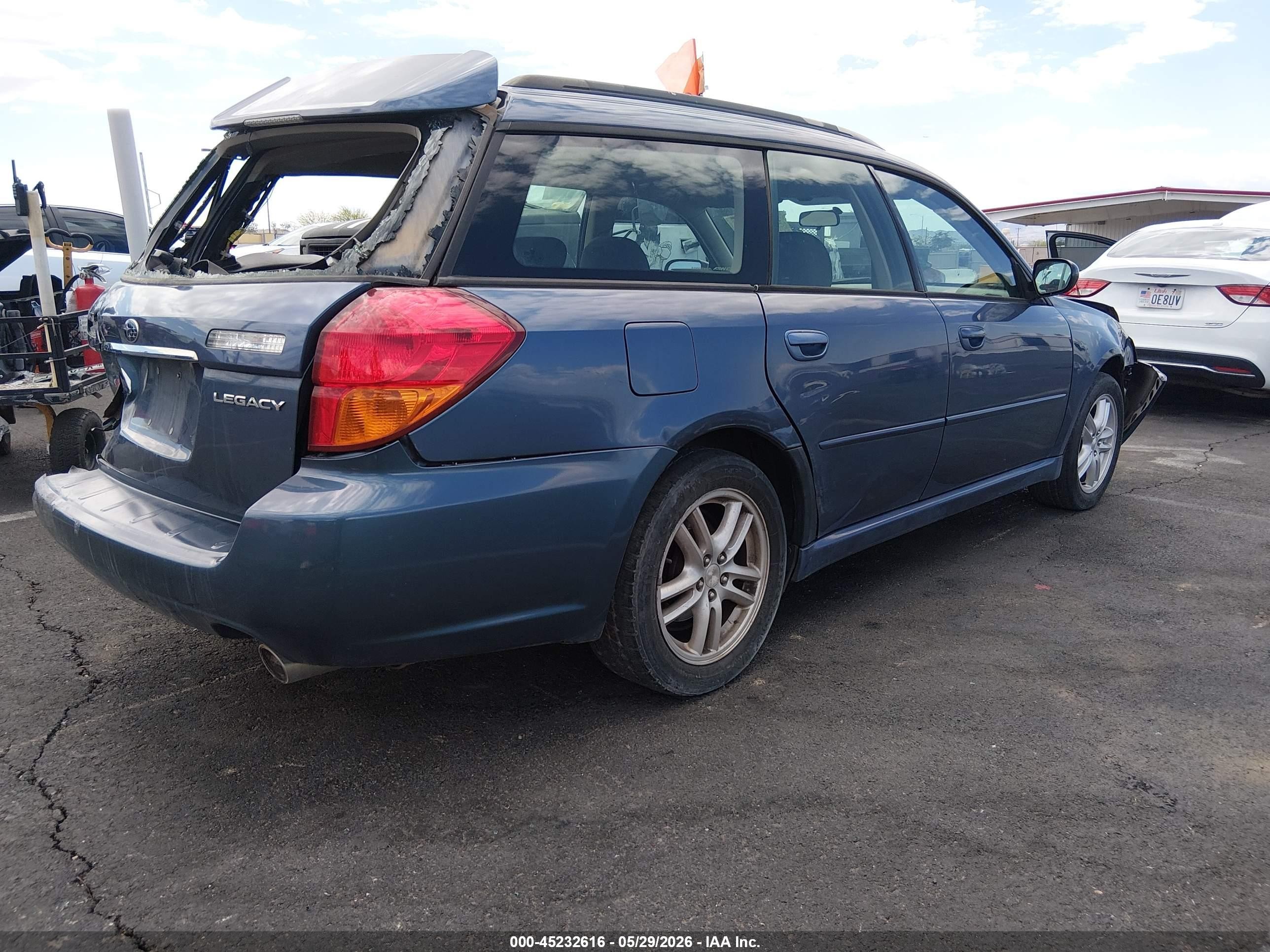 2005 Subaru Legacy 2.5i Blue vin: 4S3BP616456390129