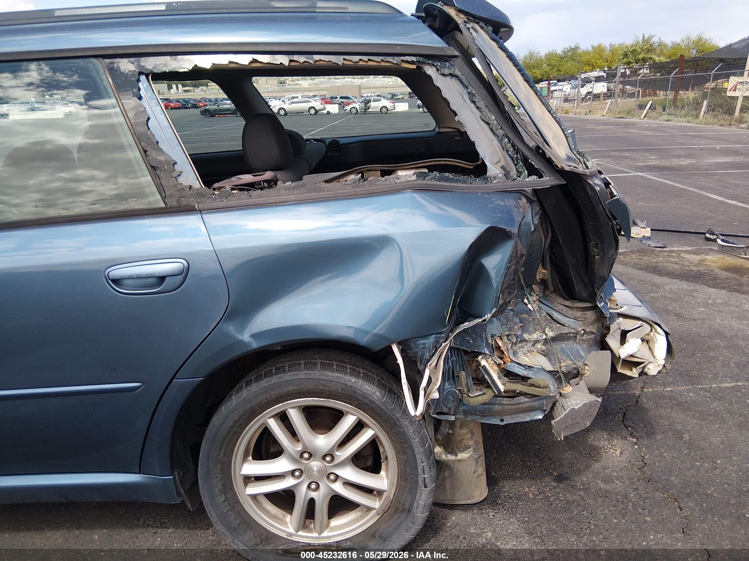 2005 Subaru Legacy 2.5i Blue vin: 4S3BP616456390129