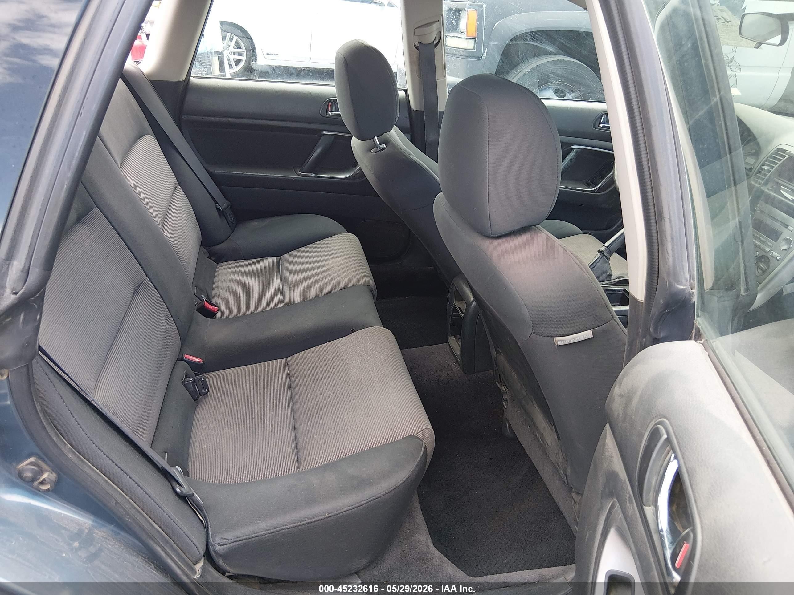 2005 Subaru Legacy 2.5i Blue vin: 4S3BP616456390129