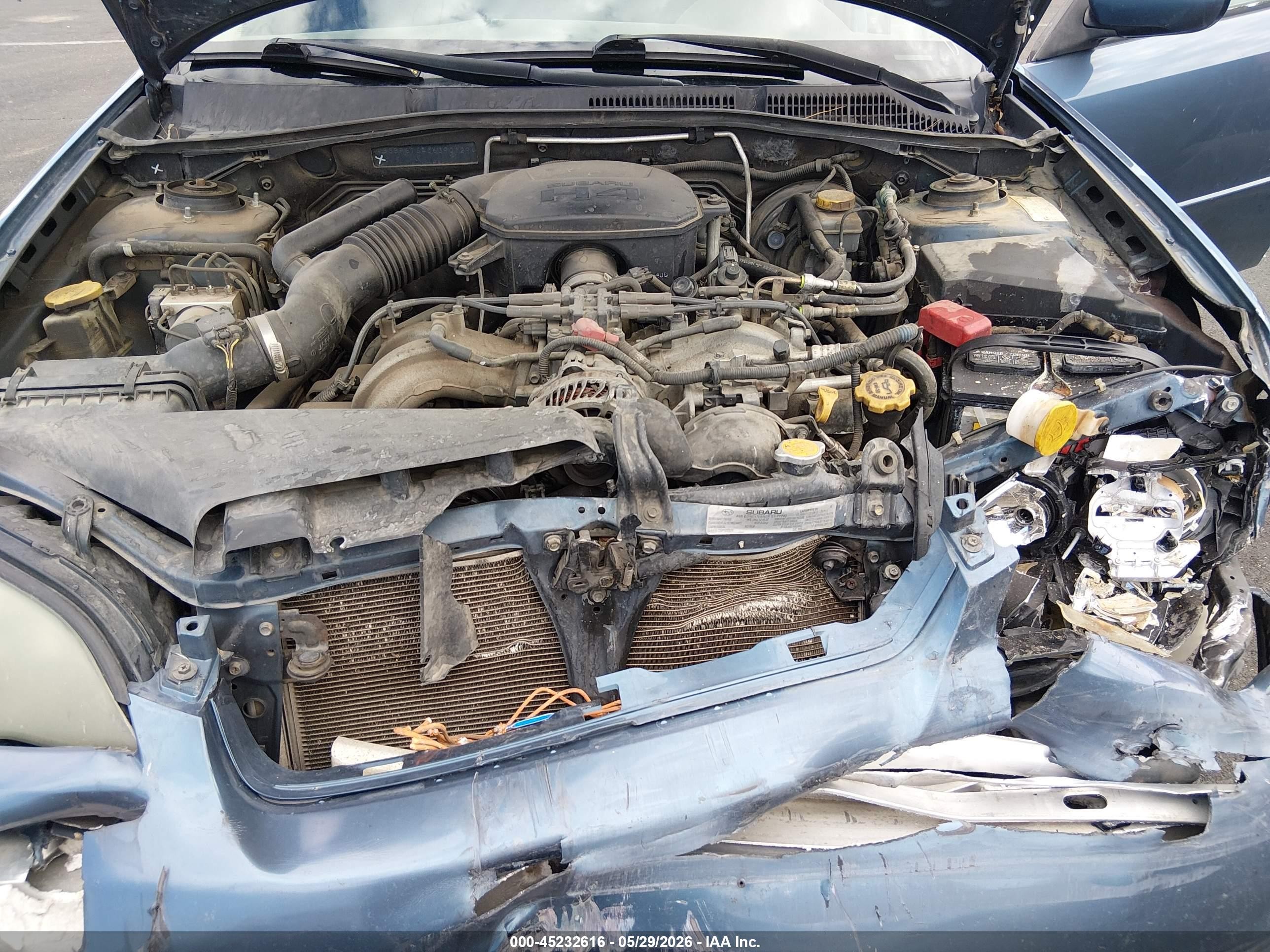 2005 Subaru Legacy 2.5i Blue vin: 4S3BP616456390129