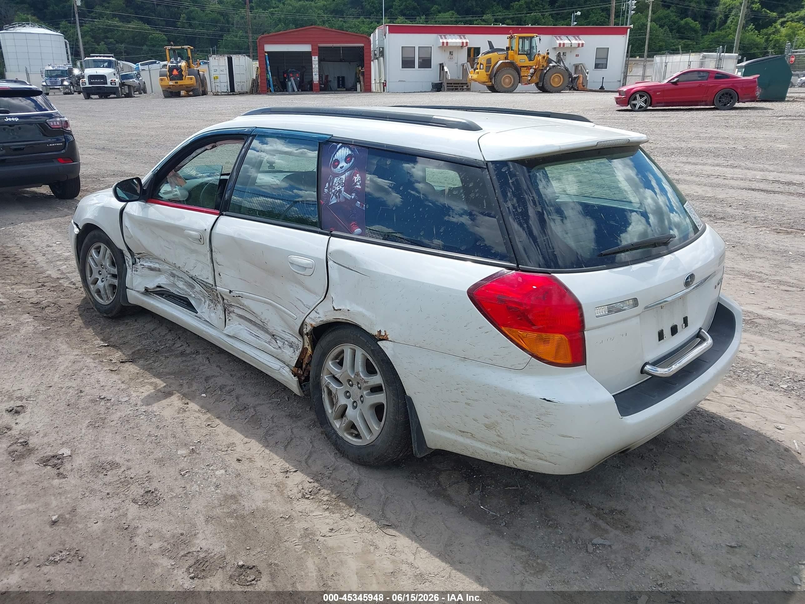 2005 Subaru Legacy 2.5i Белый vin: 4S3BP616857307960