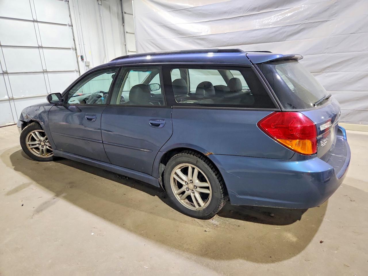 2005 Subaru Legacy 2.5i Limited Blue vin: 4S3BP626457330554
