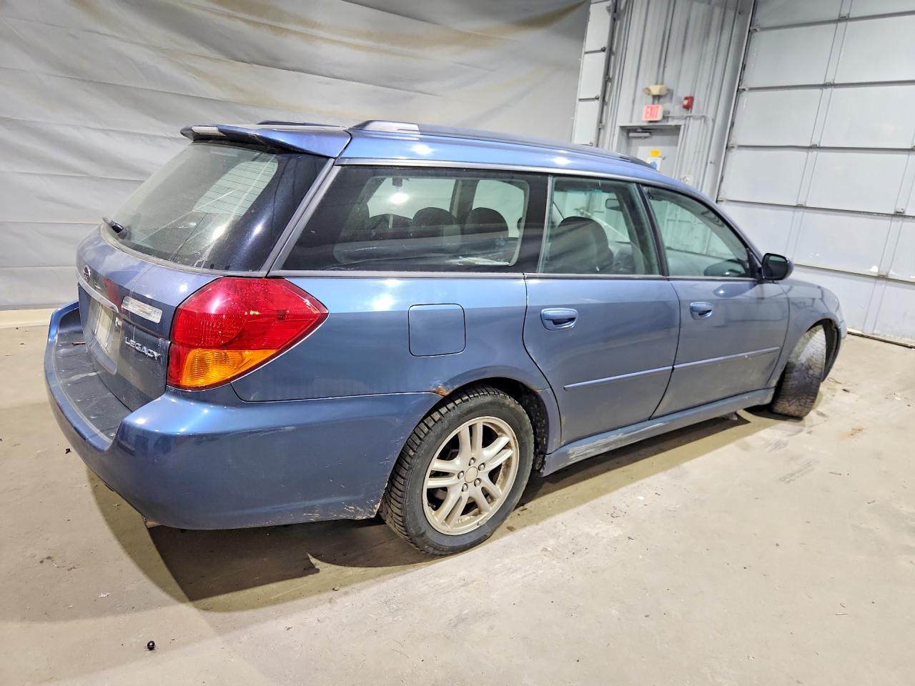 2005 Subaru Legacy 2.5i Limited Blue vin: 4S3BP626457330554