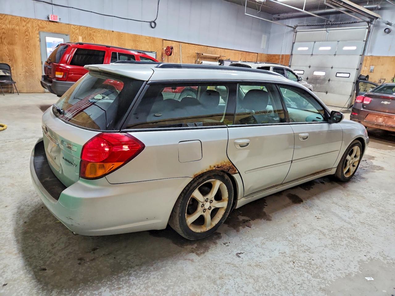 2006 Subaru Legacy 2.5i Limited Серебряный vin: 4S3BP626867306338