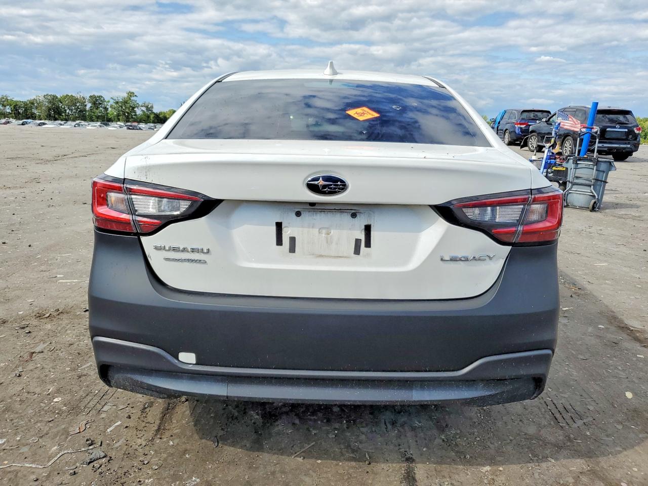 2023 Subaru Legacy Premium White vin: 4S3BWAD67P3007001