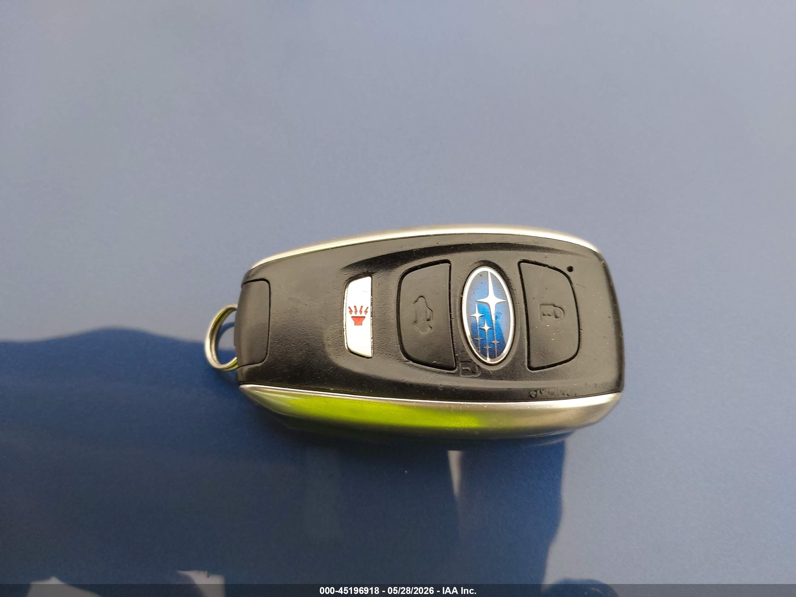 2022 Subaru Legacy Premium Серебряный vin: 4S3BWAD6XN3011623