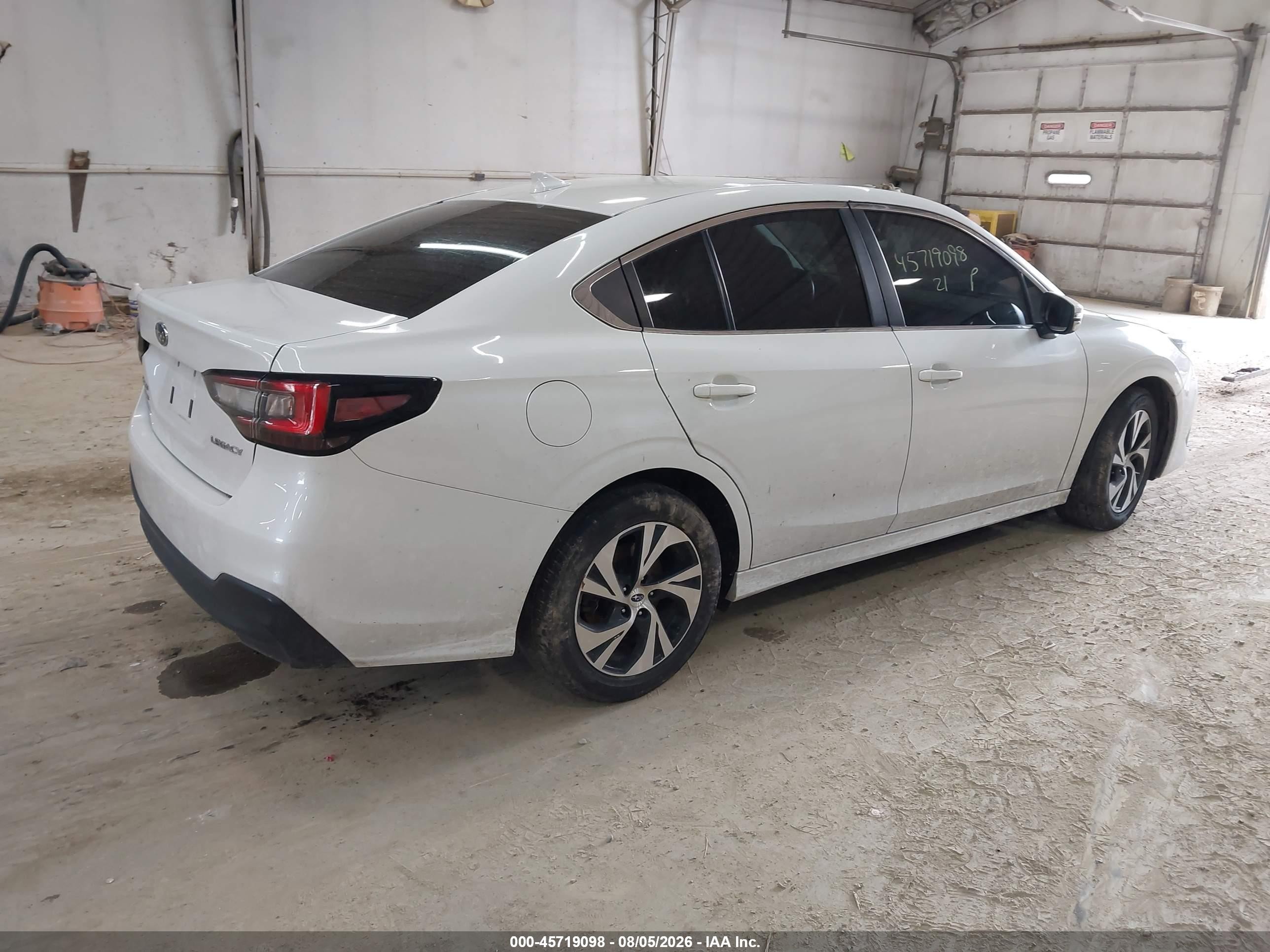 2021 Subaru Legacy Premium White vin: 4S3BWAF6XM3002948