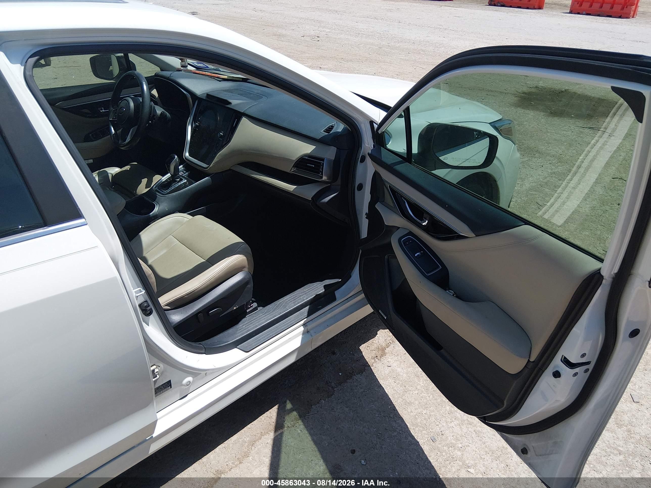 2022 Subaru Legacy Limited White vin: 4S3BWAN62N3012165