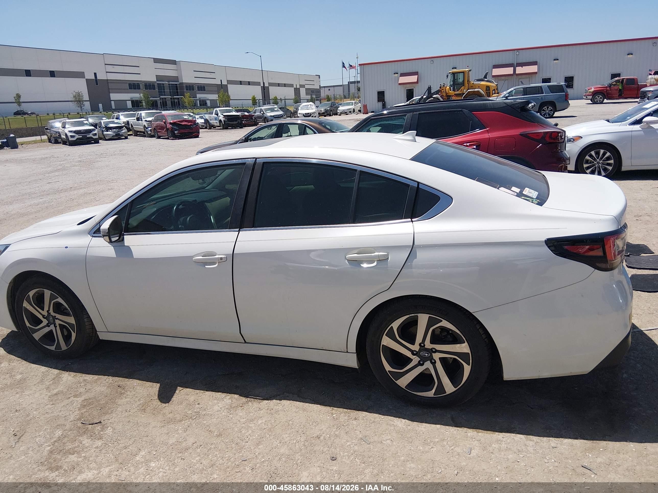 2022 Subaru Legacy Limited White vin: 4S3BWAN62N3012165