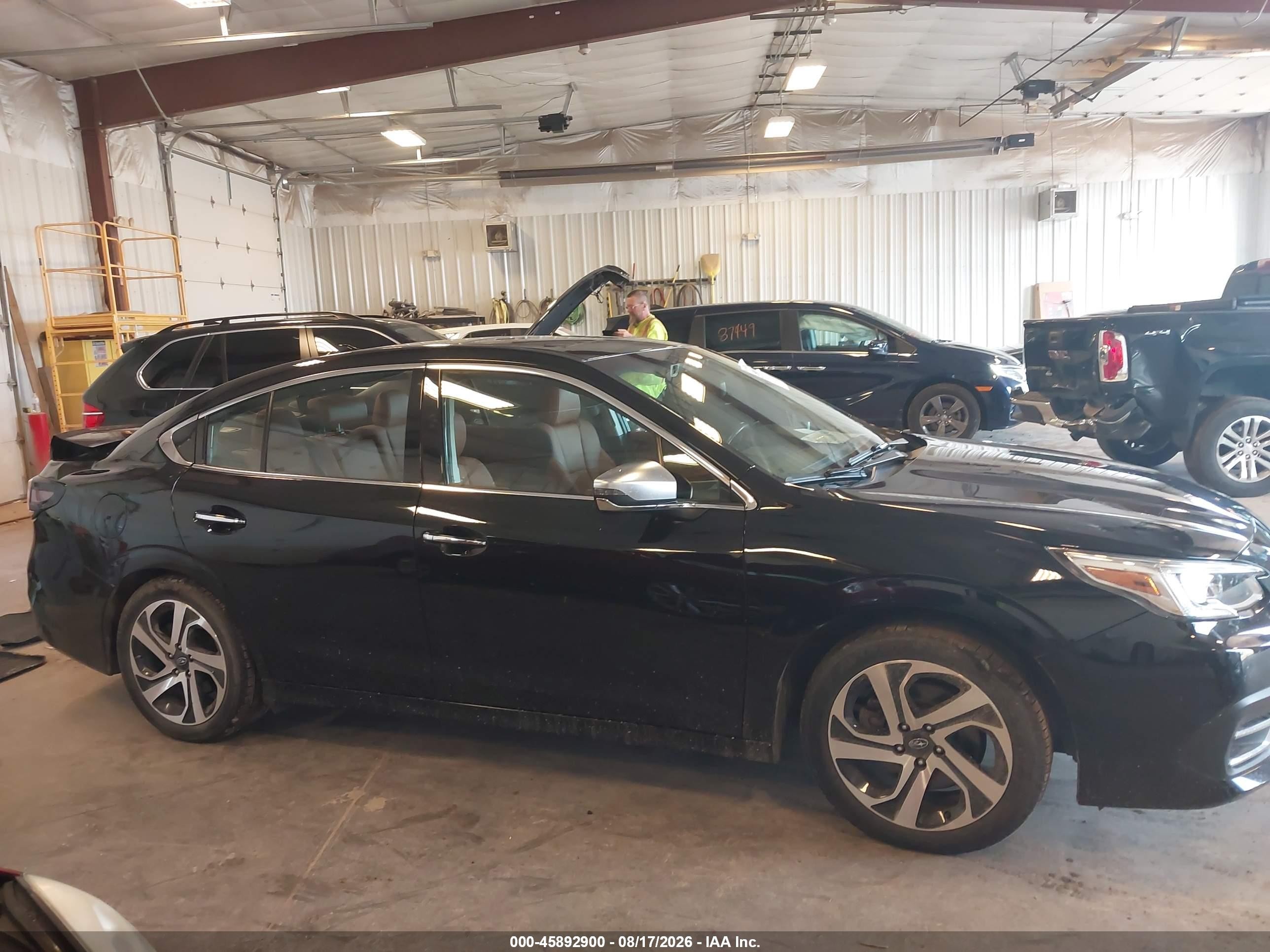 2021 Subaru Legacy Touring Xt Черный vin: 4S3BWGP66M3011583