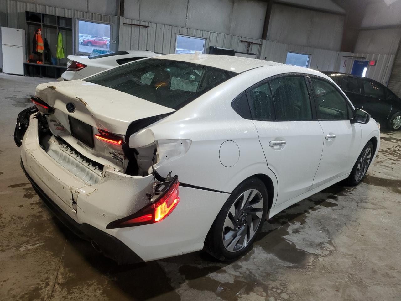 2024 Subaru Legacy Touring Xt White vin: 4S3BWGP69R3013271