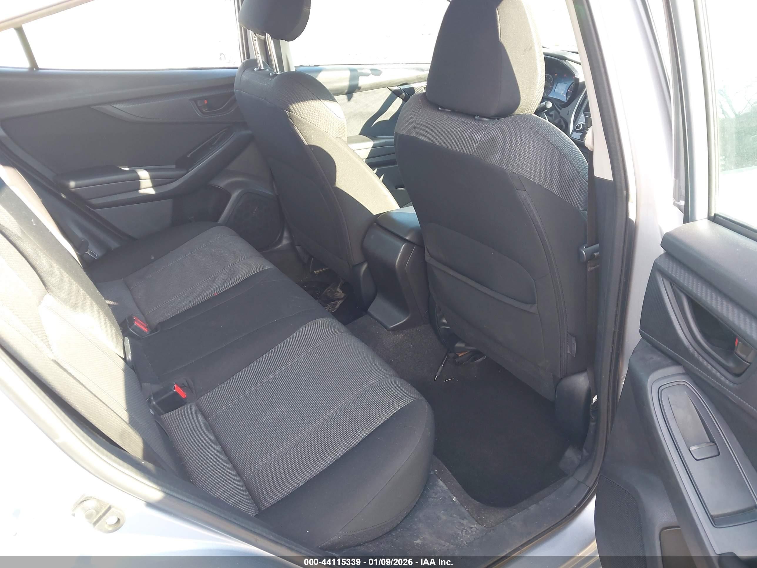 2019 Subaru Impreza 2.0i Gray vin: 4S3GKAA60K3613528
