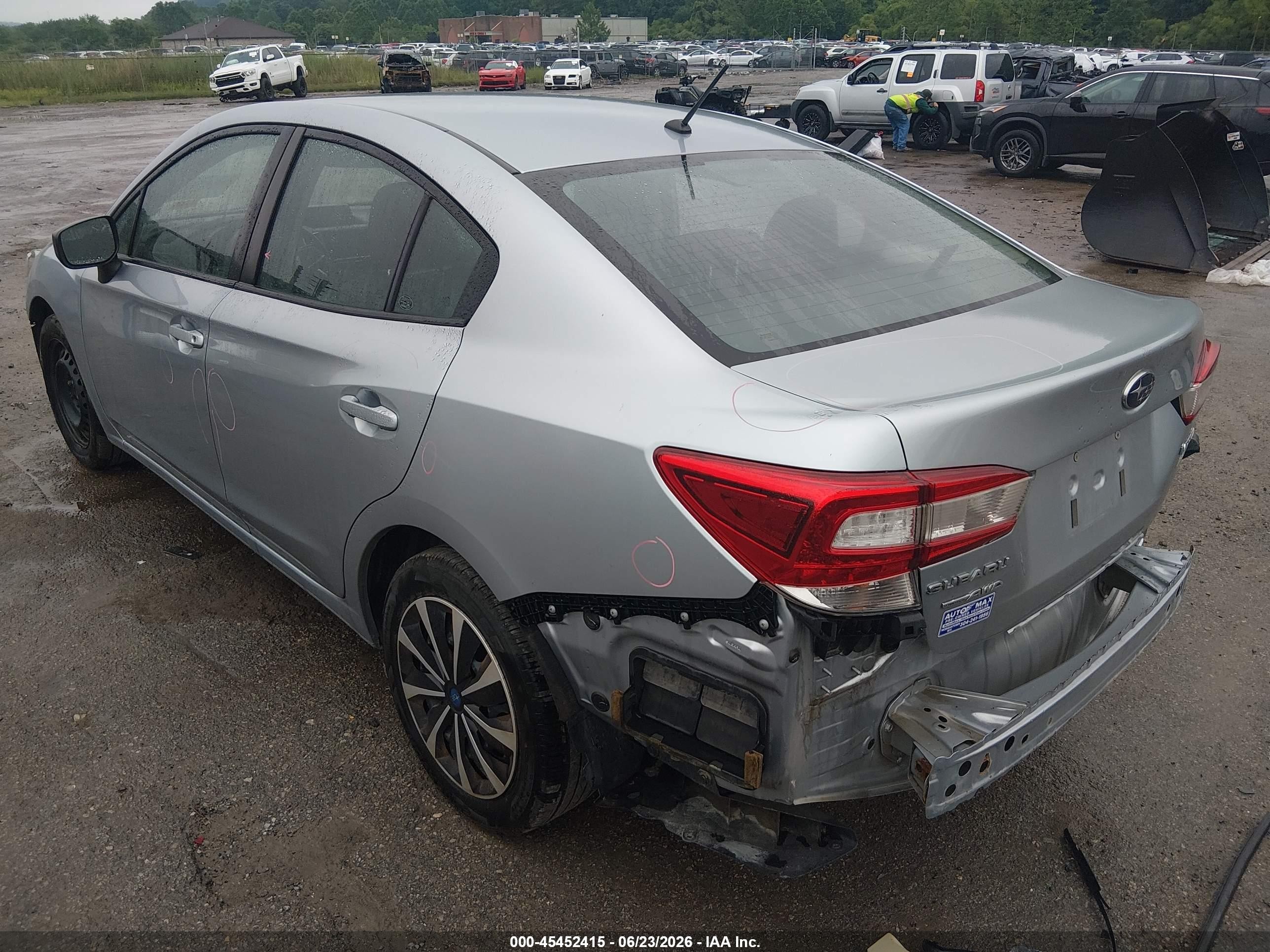 2017 Subaru Impreza 2.0i Silver vin: 4S3GKAA66H3607810
