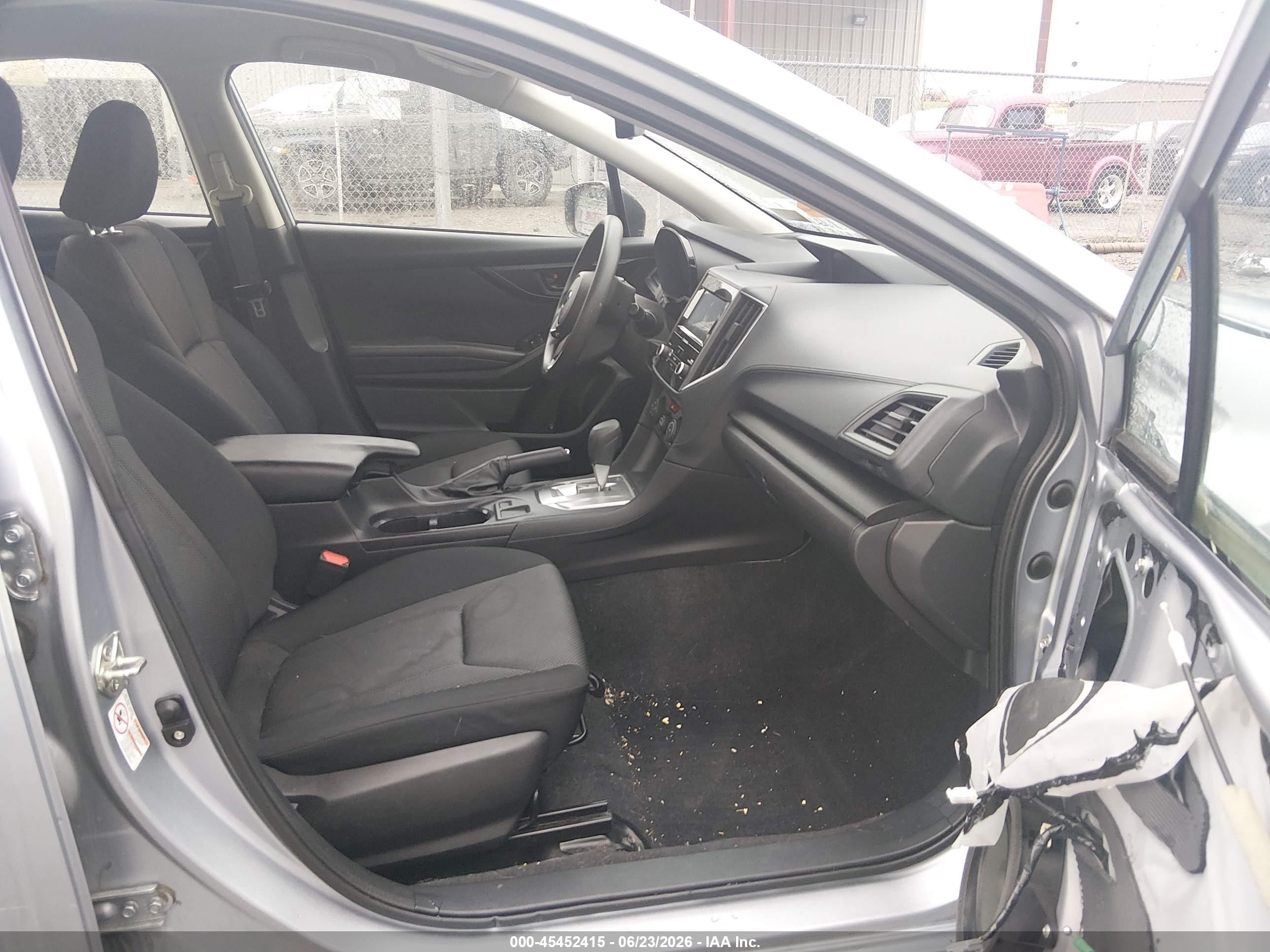 2017 Subaru Impreza 2.0i Silver vin: 4S3GKAA66H3607810