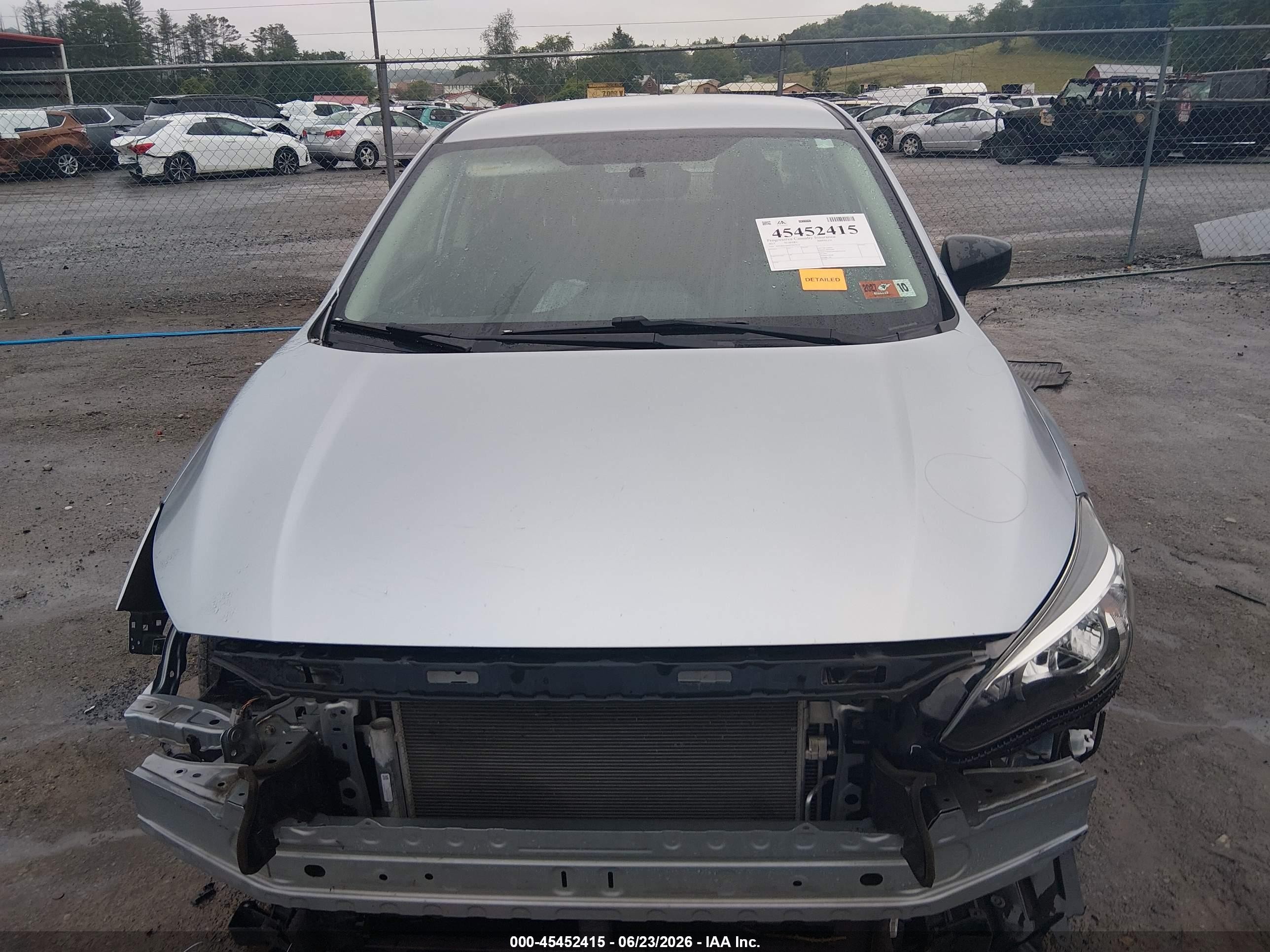2017 Subaru Impreza 2.0i Silver vin: 4S3GKAA66H3607810