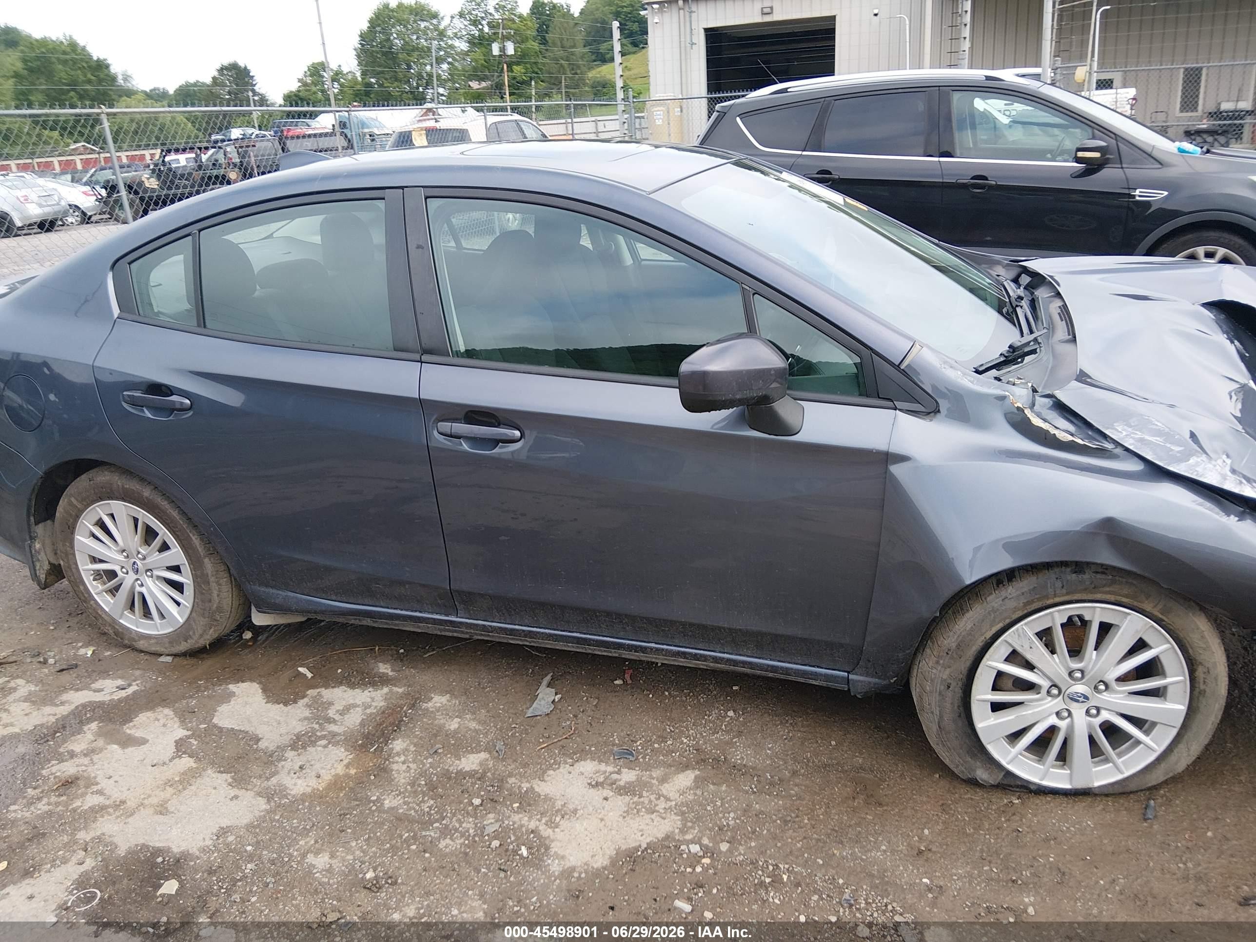 2017 Subaru Impreza 2.0i Premium Gray vin: 4S3GKAB61H3602433