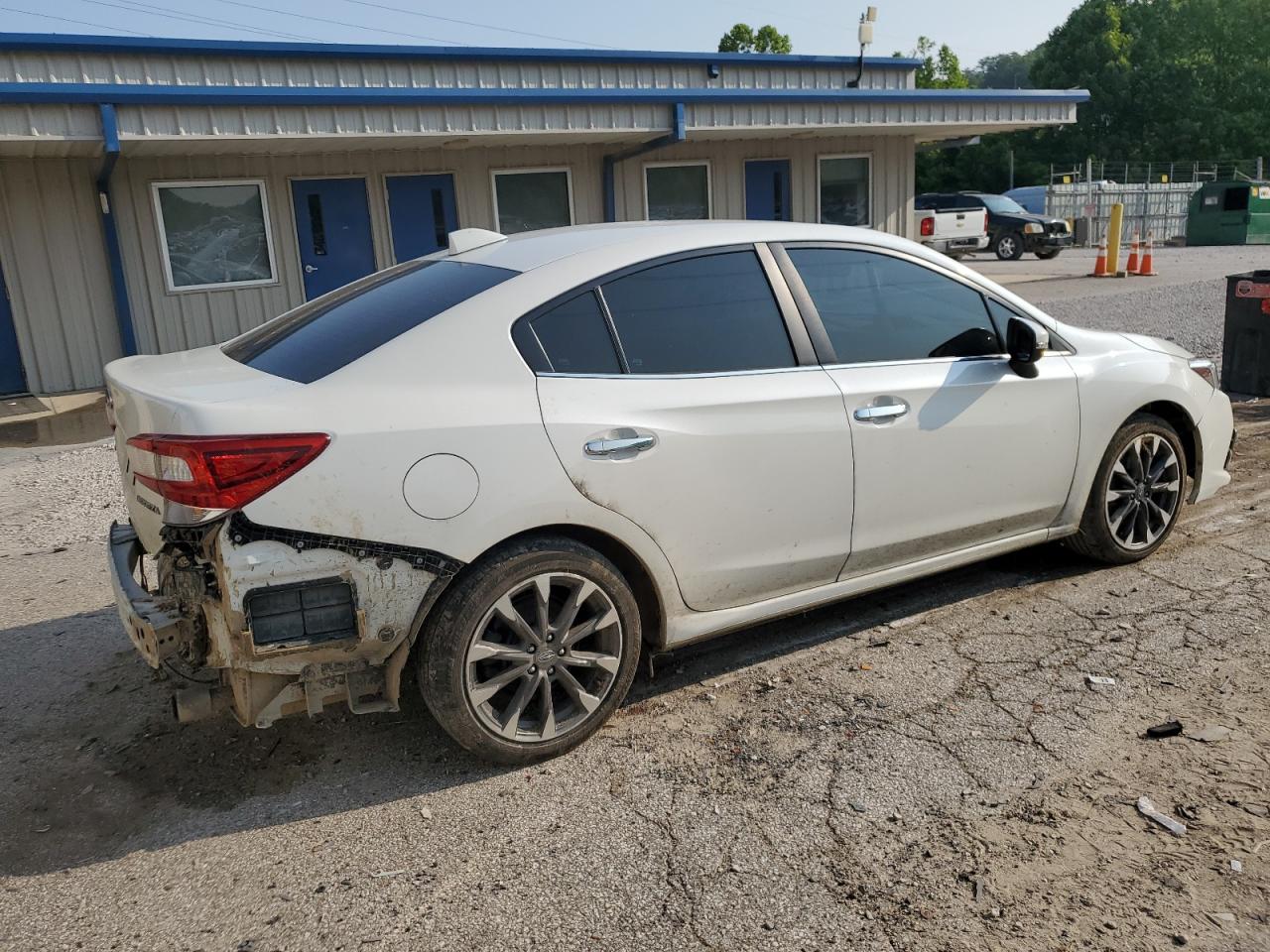 2020 Subaru Impreza Limited Белый vin: 4S3GKAT60L3610739