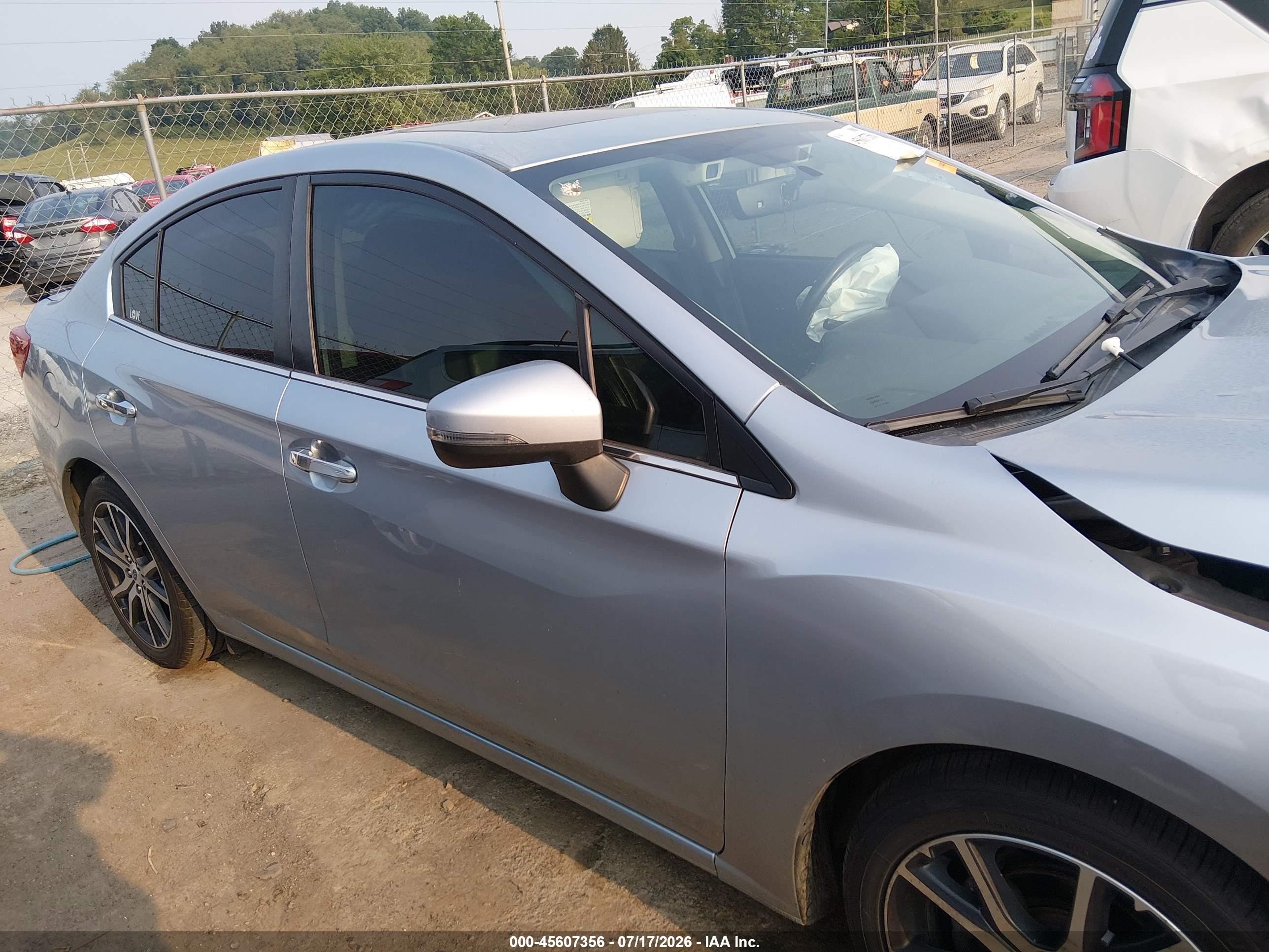 2017 Subaru Impreza 2.0i Limited Silver vin: 4S3GKAU69H3628274