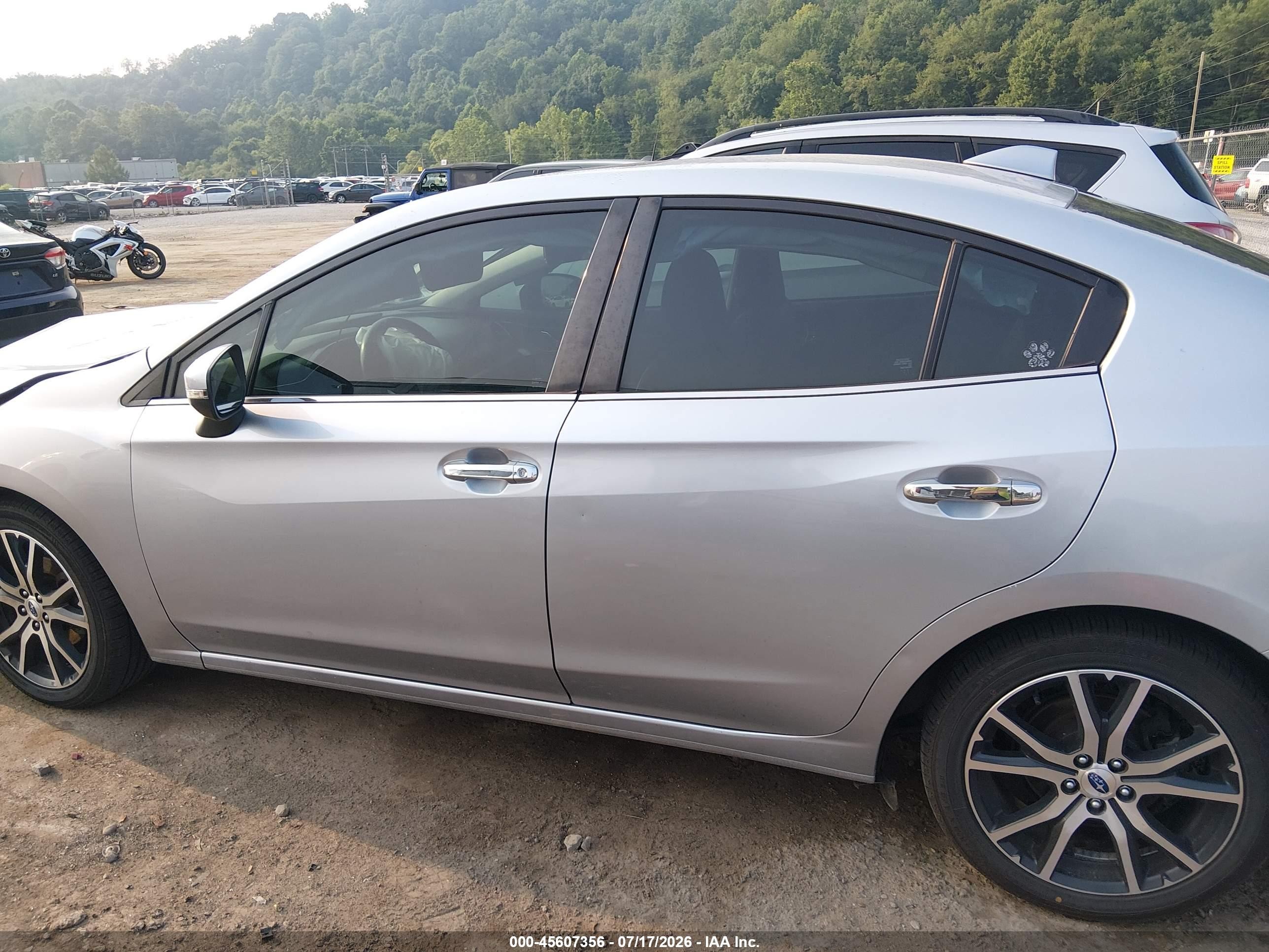 2017 Subaru Impreza 2.0i Limited Silver vin: 4S3GKAU69H3628274