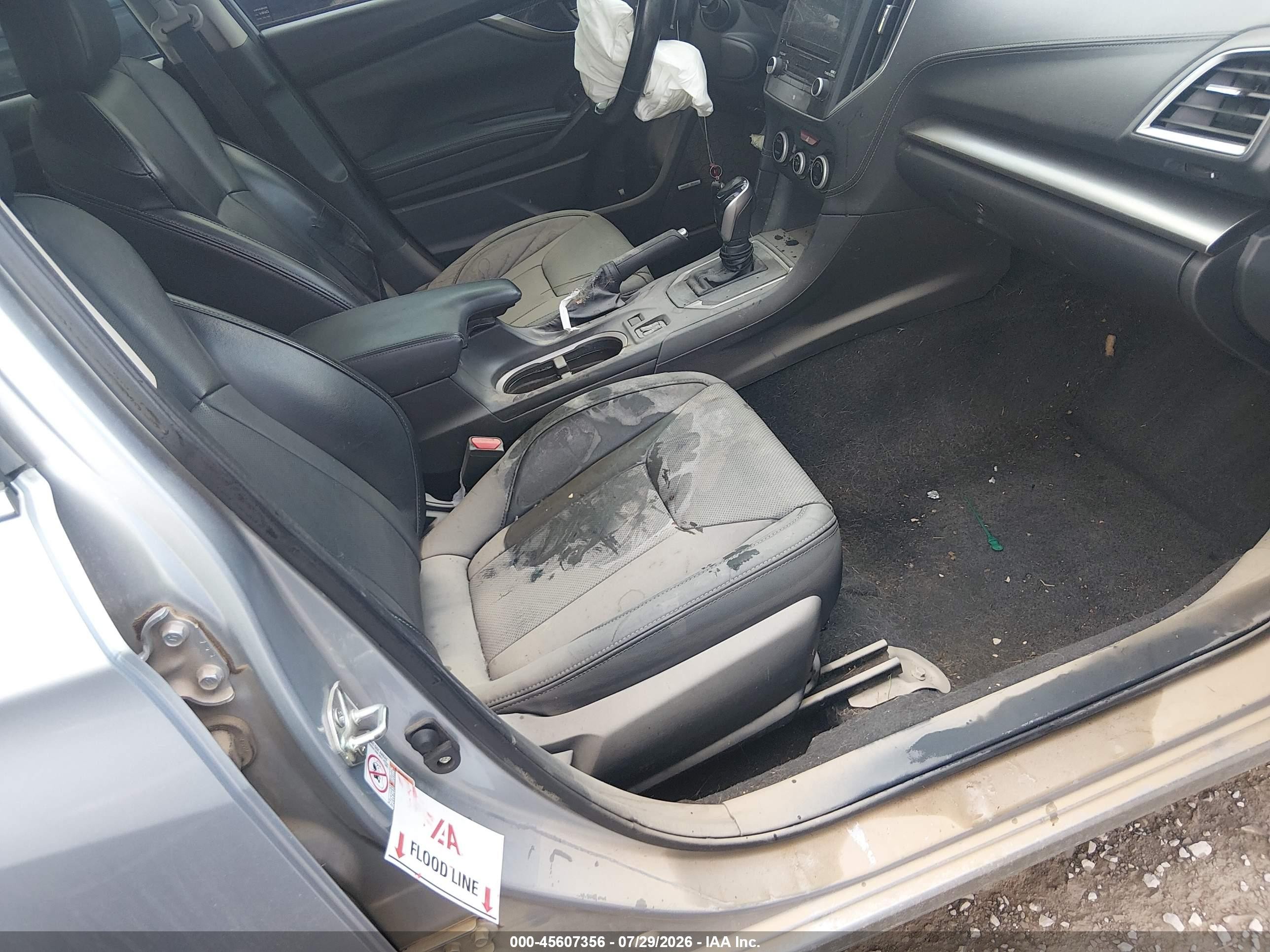 2017 Subaru Impreza 2.0i Limited Silver vin: 4S3GKAU69H3628274