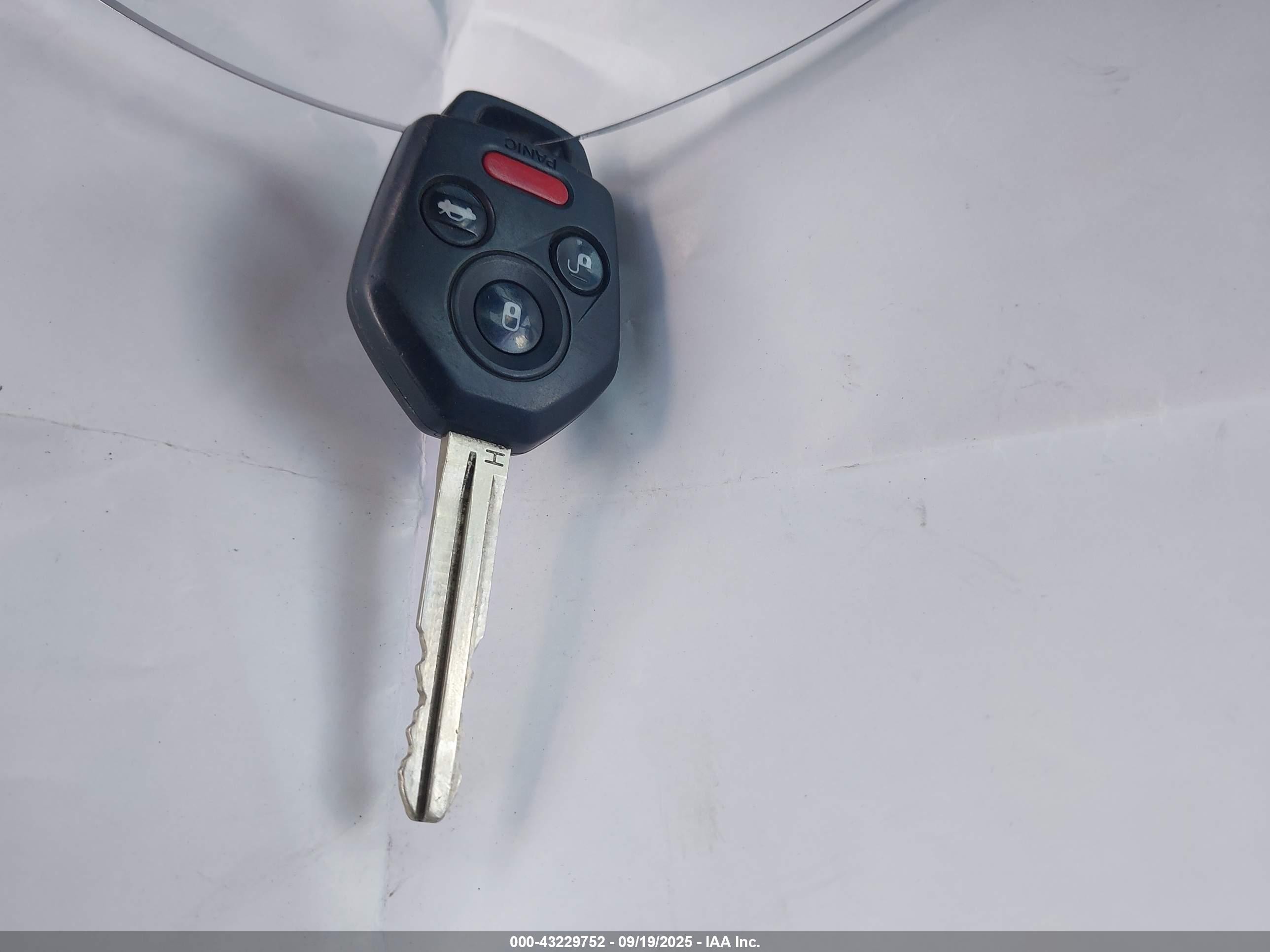 2020 Subaru Impreza 5-door Синий vin: 4S3GTAA60L1729824