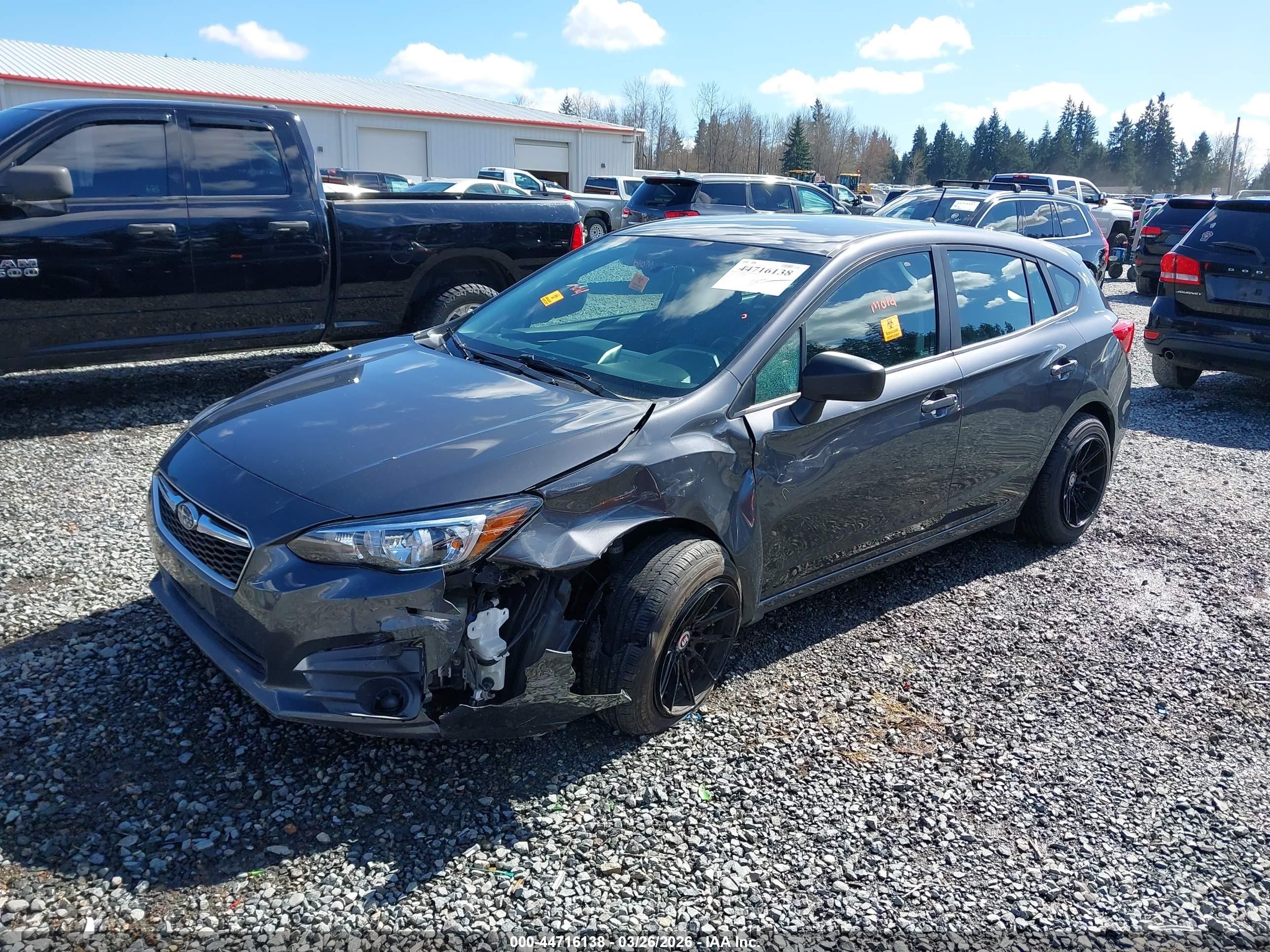 2018 Subaru Impreza 2.0i Gray vin: 4S3GTAA64J3749415