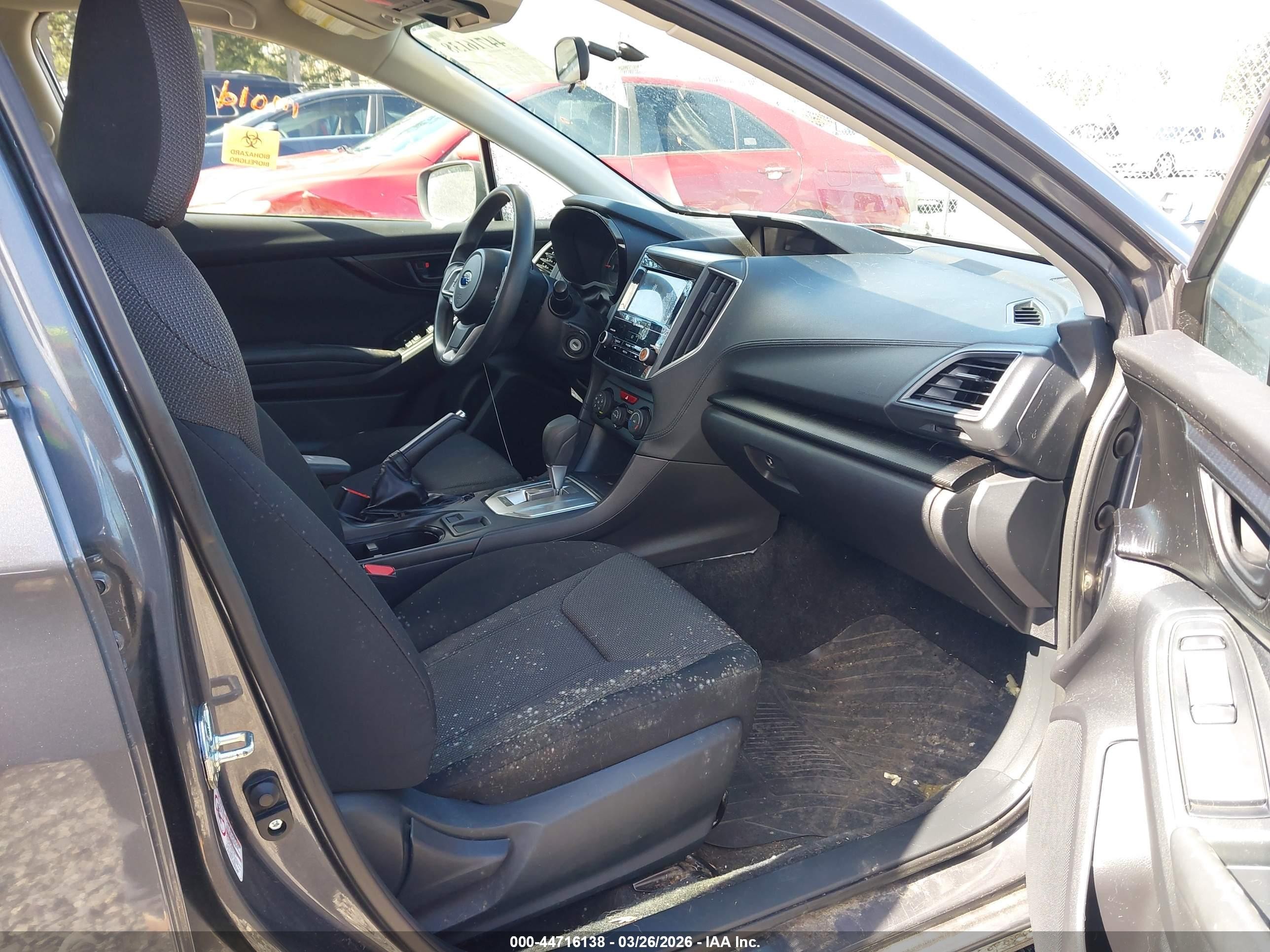 2018 Subaru Impreza 2.0i Gray vin: 4S3GTAA64J3749415