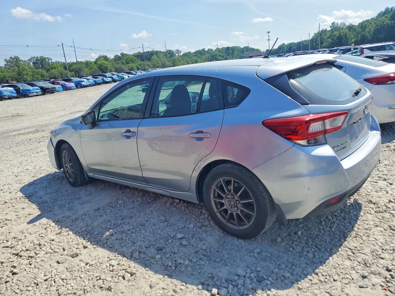 2017 Subaru Impreza Silver vin: 4S3GTAA65H3711282