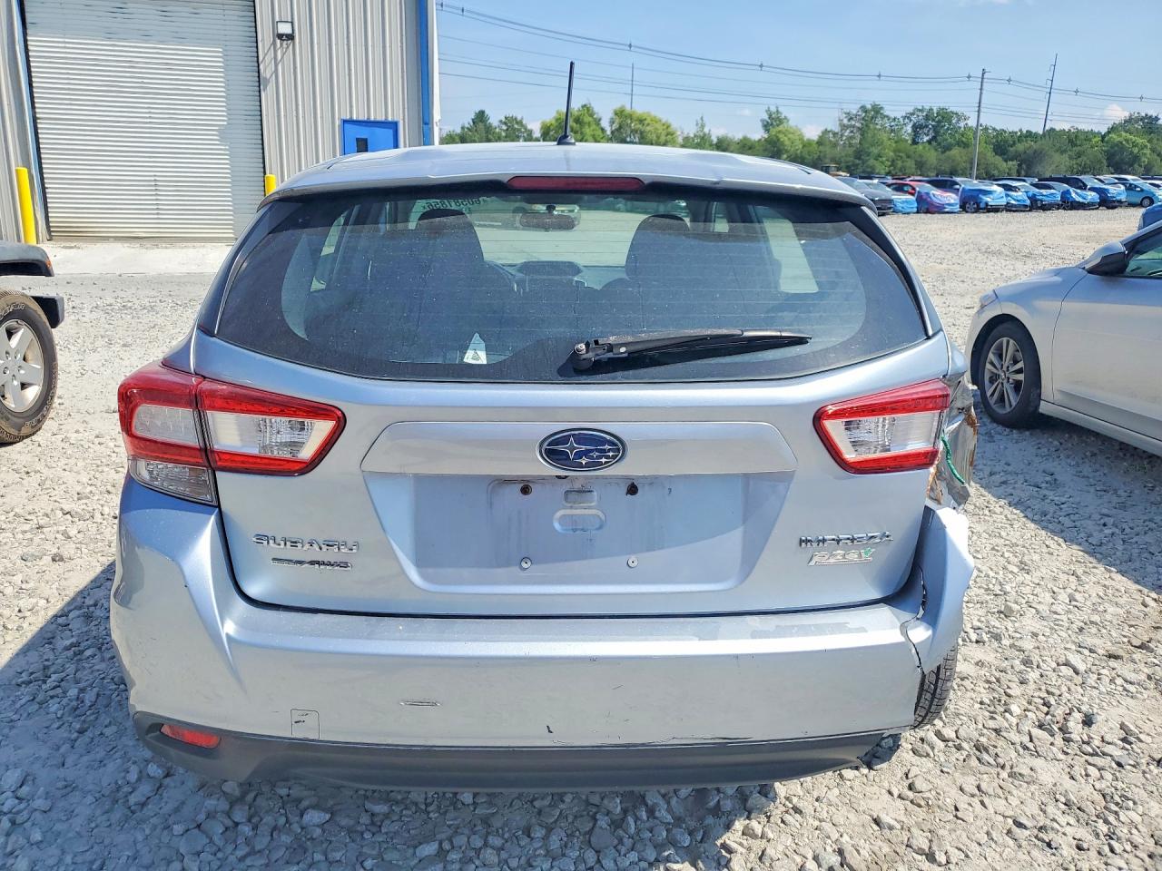 2017 Subaru Impreza Silver vin: 4S3GTAA65H3711282