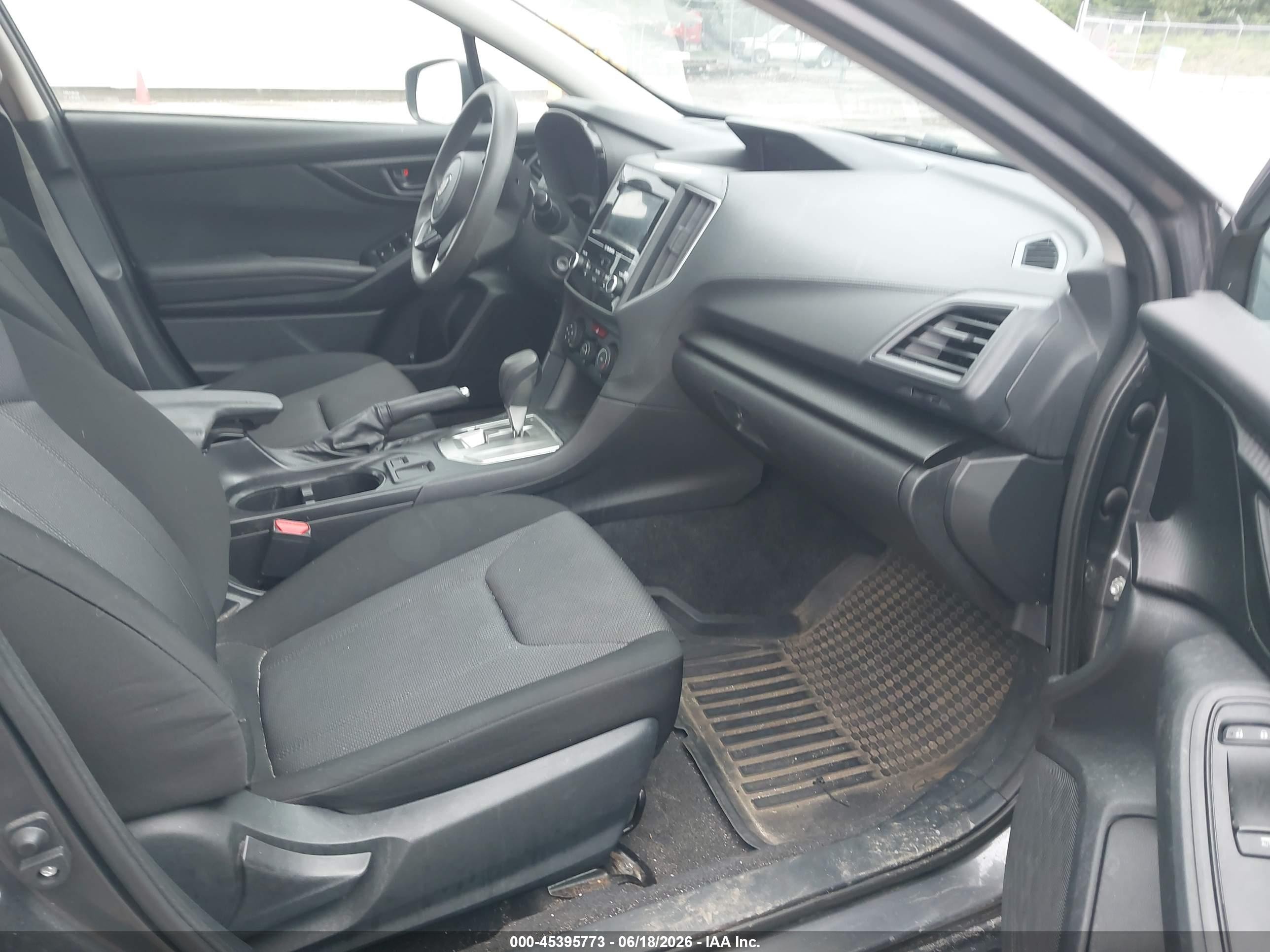 2019 Subaru Impreza 2.0i Серый vin: 4S3GTAA6XK3700897