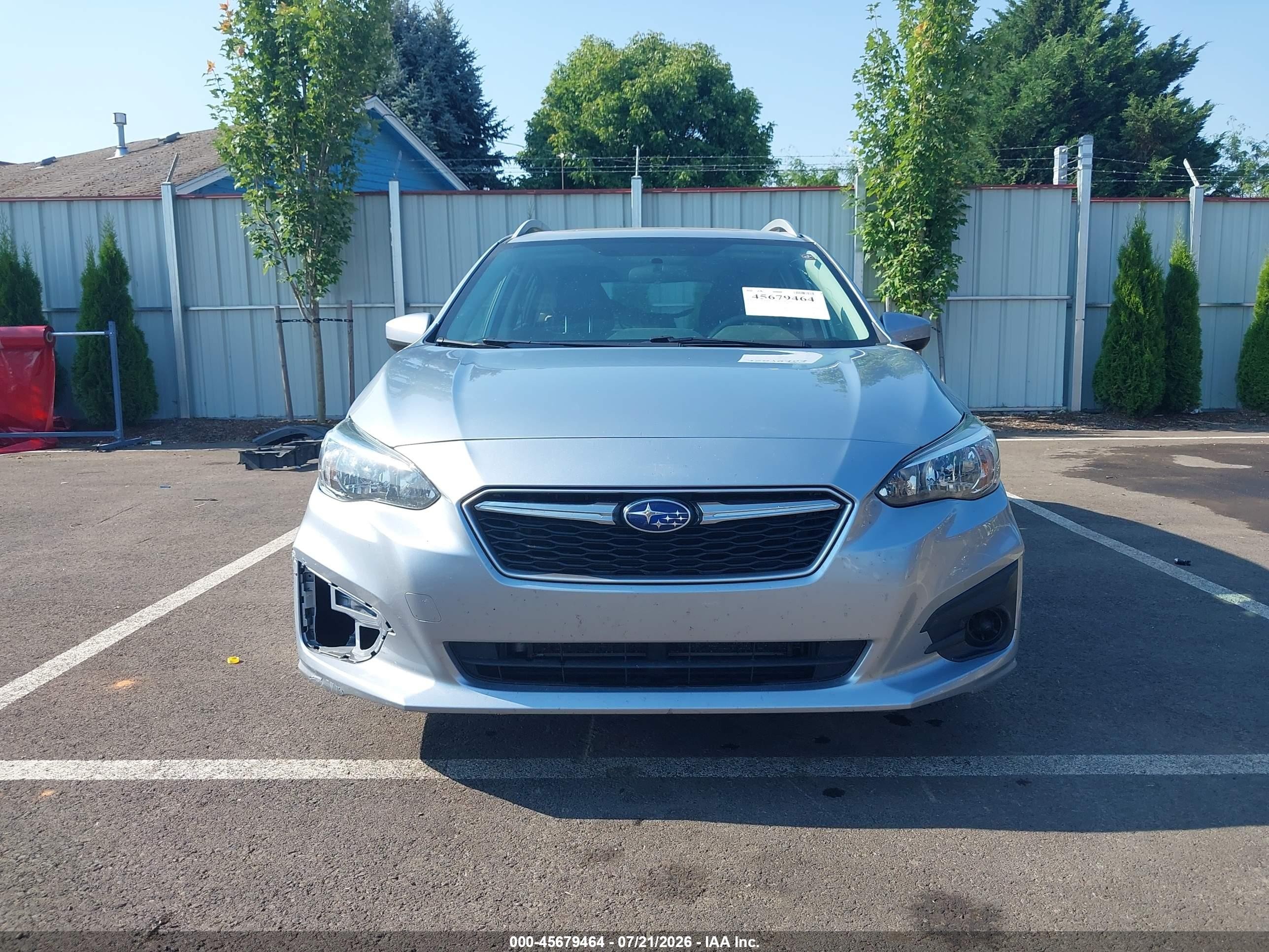 2018 Subaru Impreza 2.0i Premium Silver vin: 4S3GTAB62J3750772