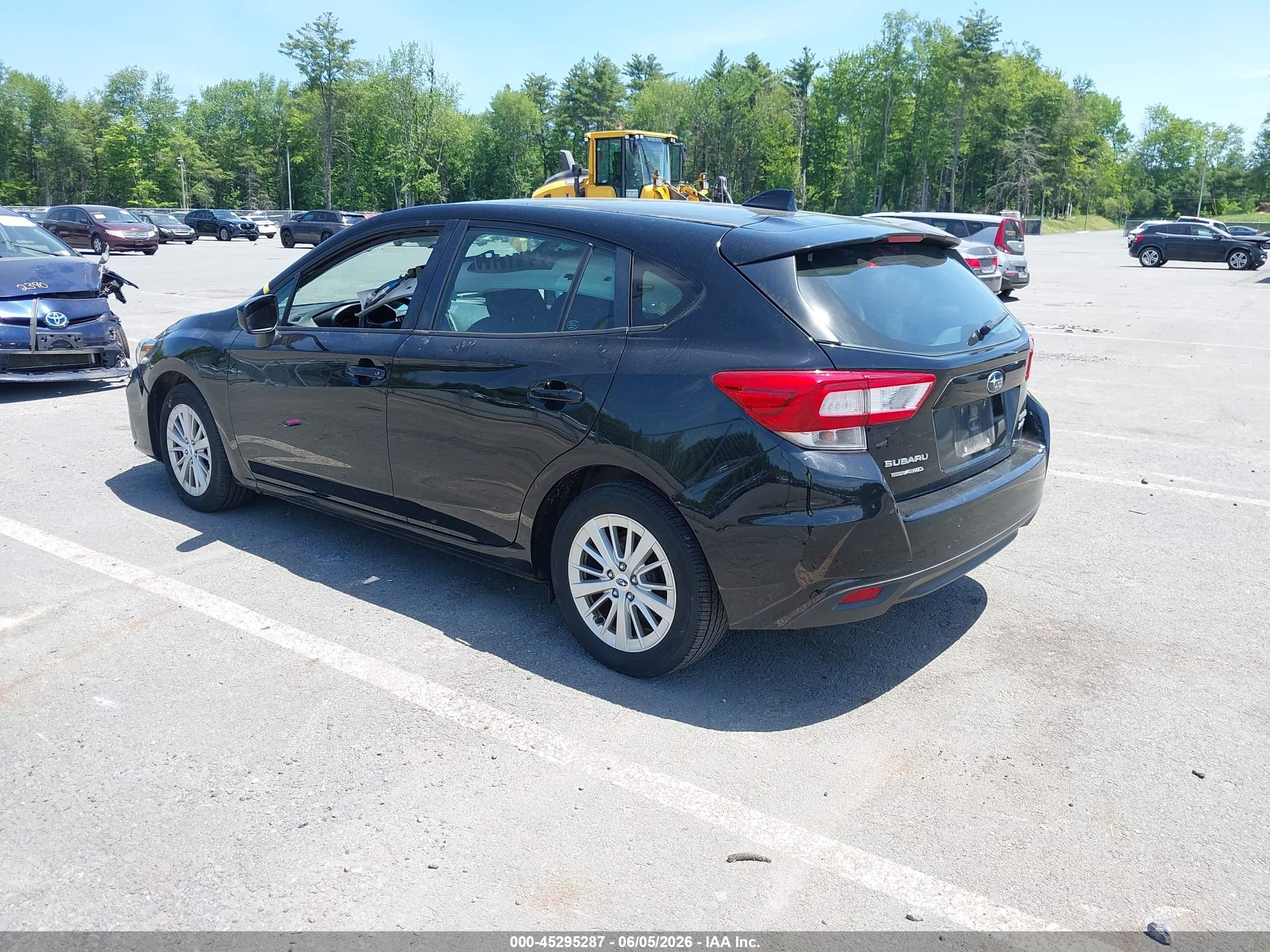 2017 Subaru Impreza 2.0i Premium Black vin: 4S3GTAB66H3727098