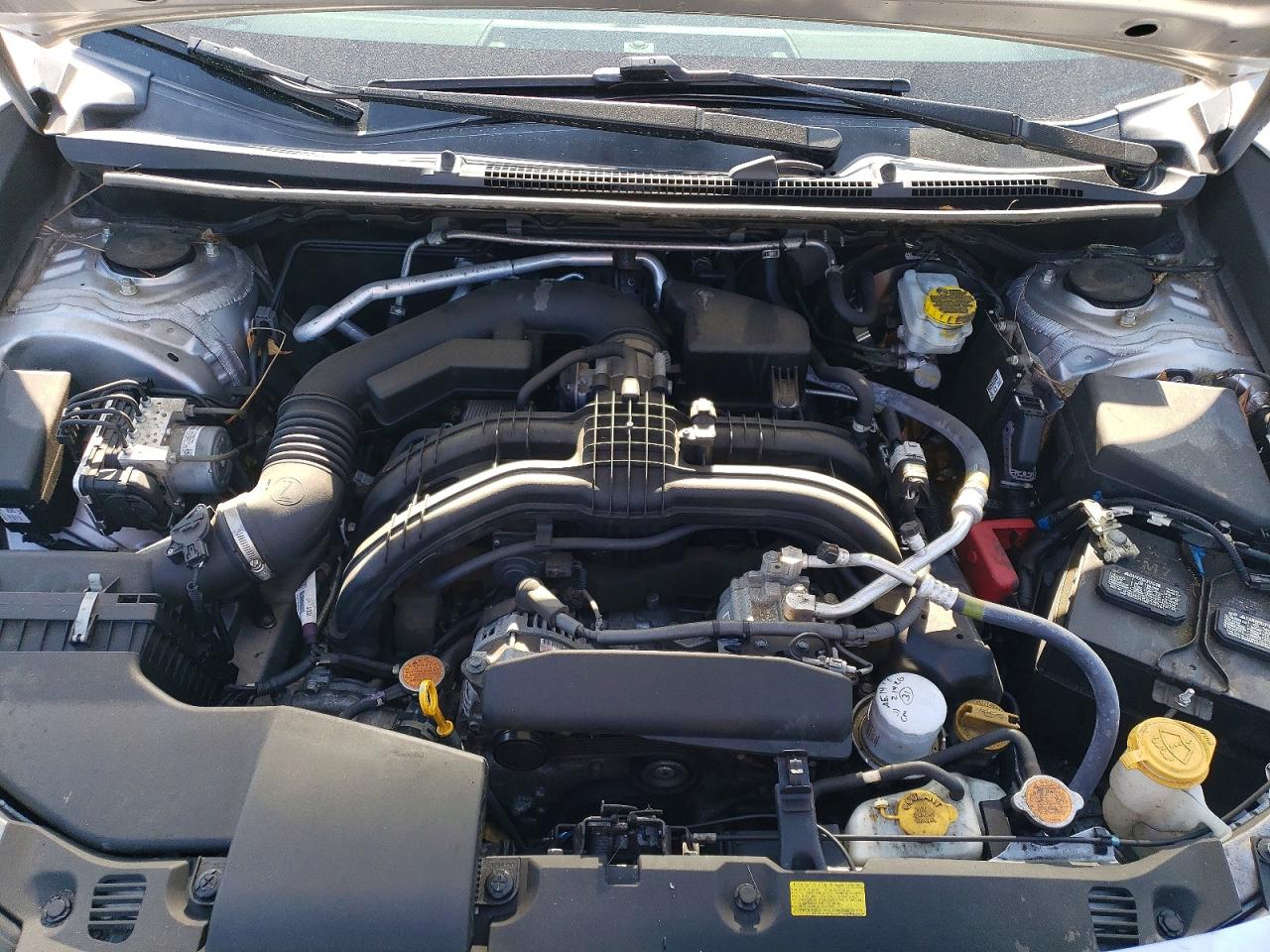 2021 Subaru Impreza Серебряный vin: 4S3GTAB68M3701080