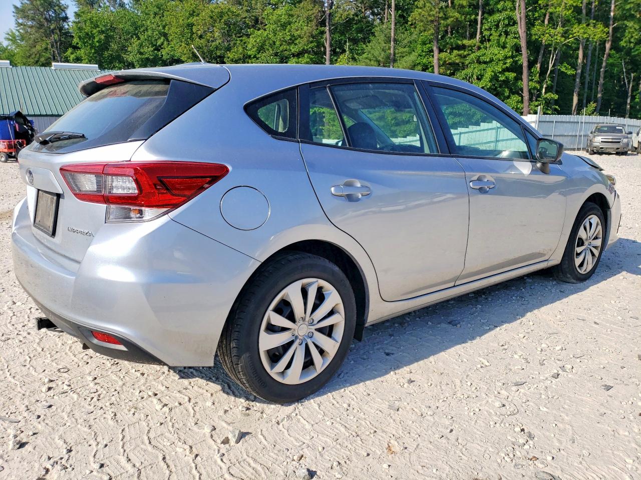 2021 Subaru Impreza Серебряный vin: 4S3GTAB68M3701080