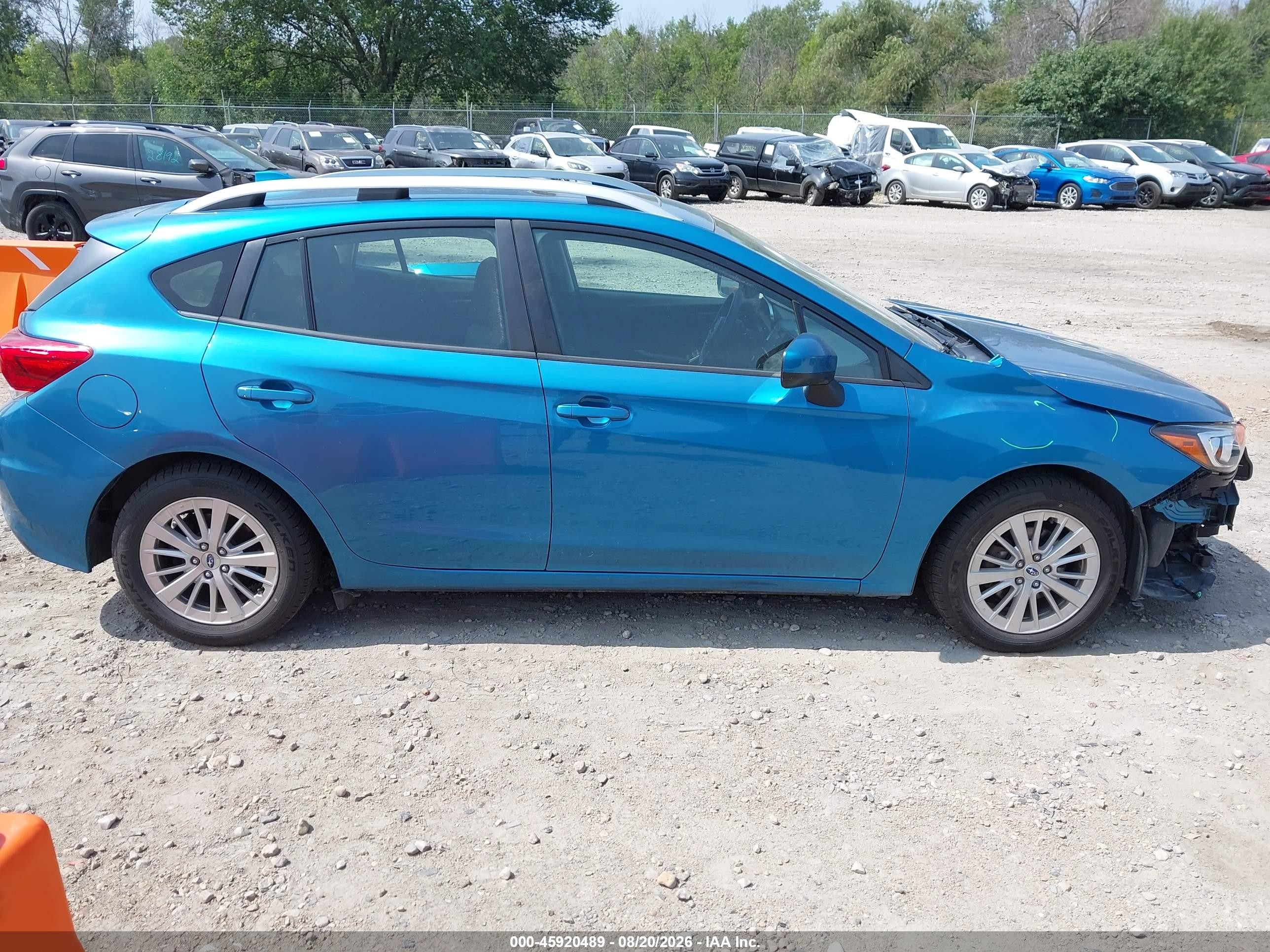 2018 Subaru Impreza 2.0i Premium Blue vin: 4S3GTAD63J3741138
