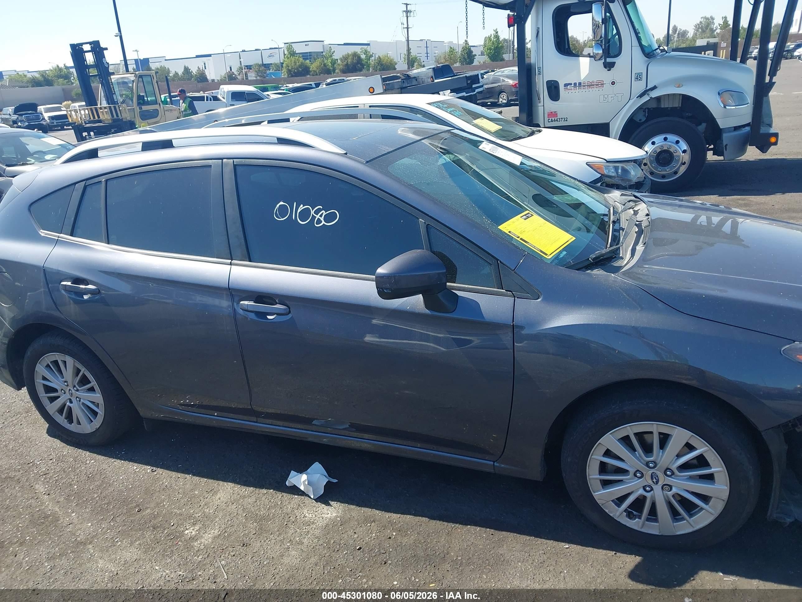 2017 Subaru Impreza 2.0i Premium Серый vin: 4S3GTAD68H3748869