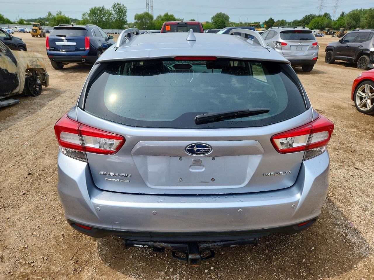 2018 Subaru Impreza Limited Silver vin: 4S3GTAT62J3752584