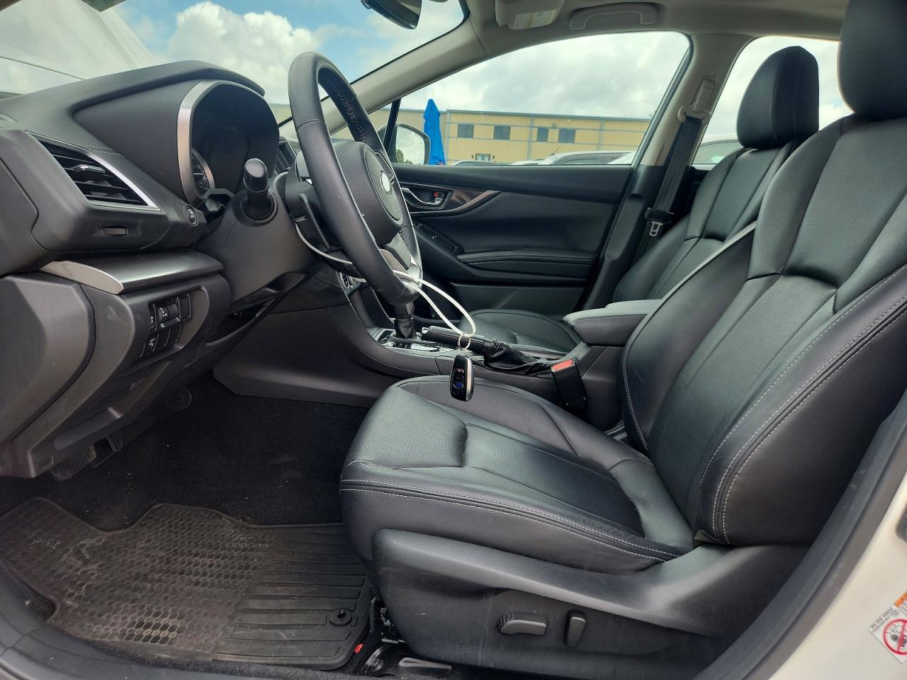 2018 Subaru Impreza Limited White vin: 4S3GTAU65J3716371