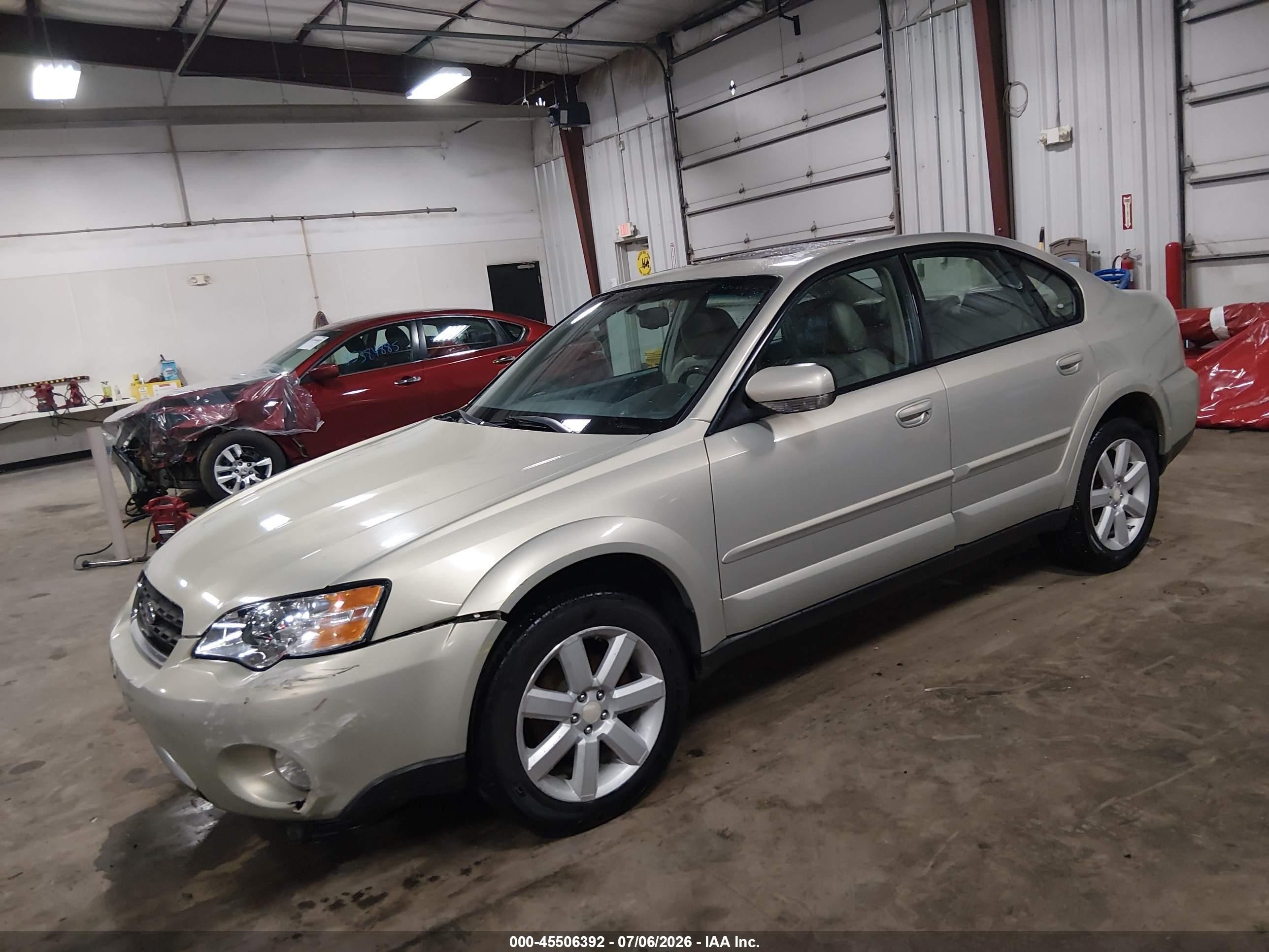 2007 Subaru Outback 3.0r L.l. Bean Edition Gold vin: 4S4BL86C574211497