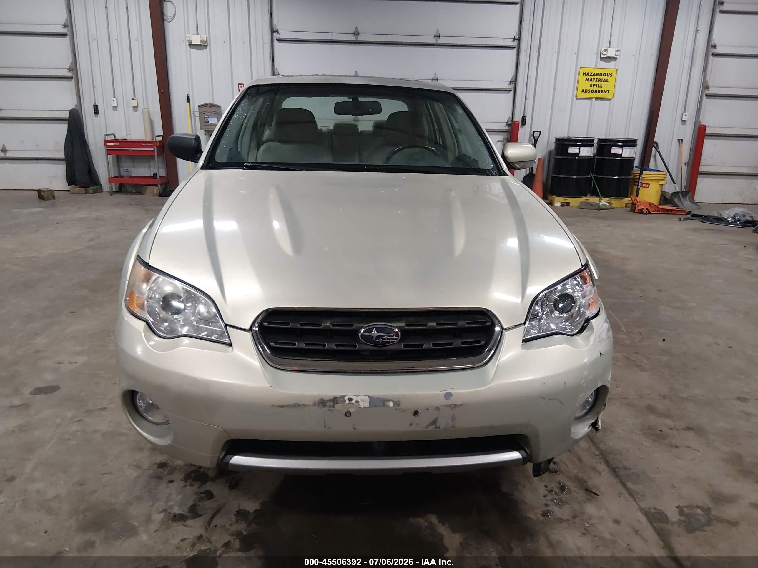 2007 Subaru Outback 3.0r L.l. Bean Edition Gold vin: 4S4BL86C574211497