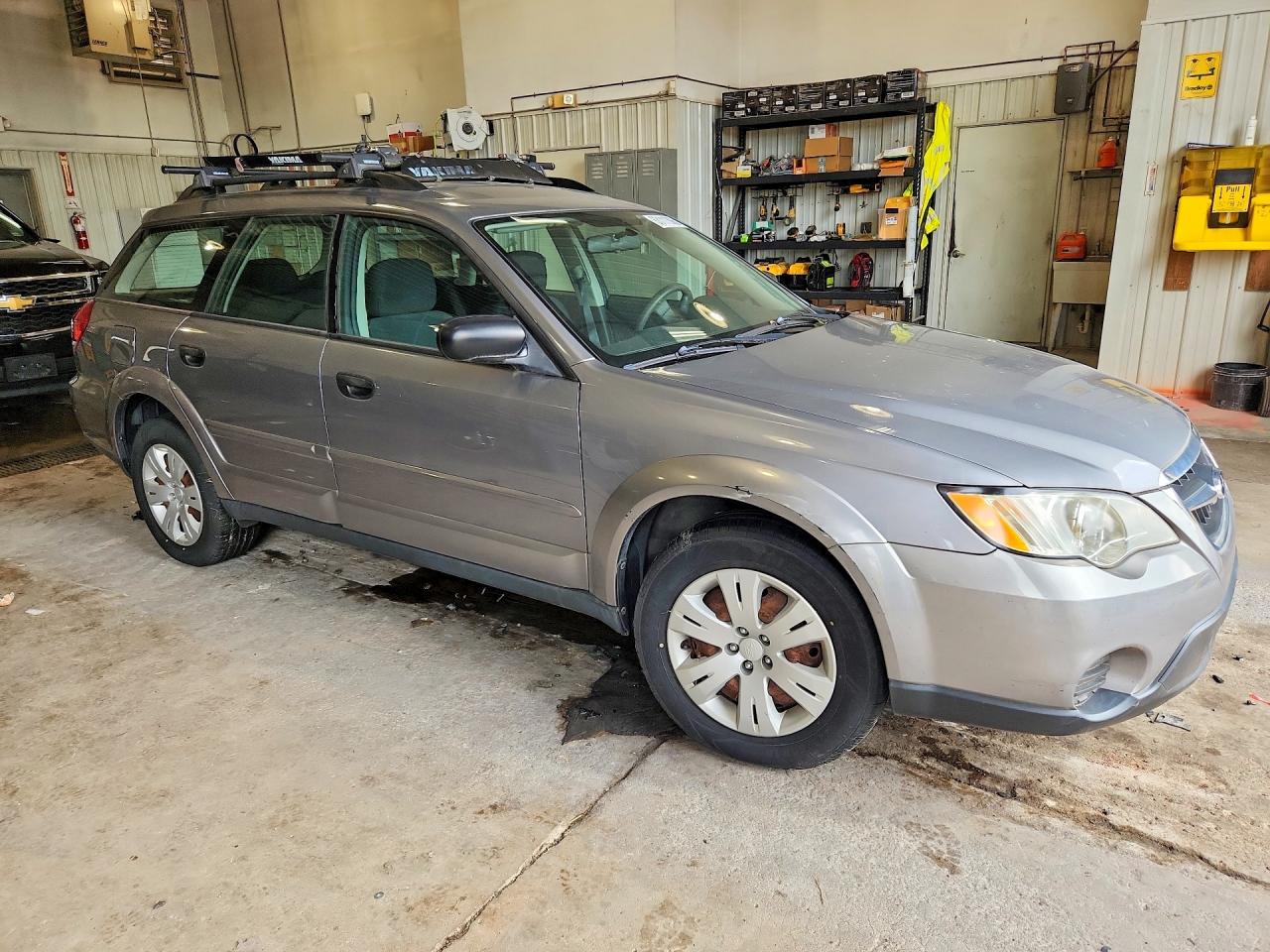2009 Subaru Outback Gray vin: 4S4BP60C097338709