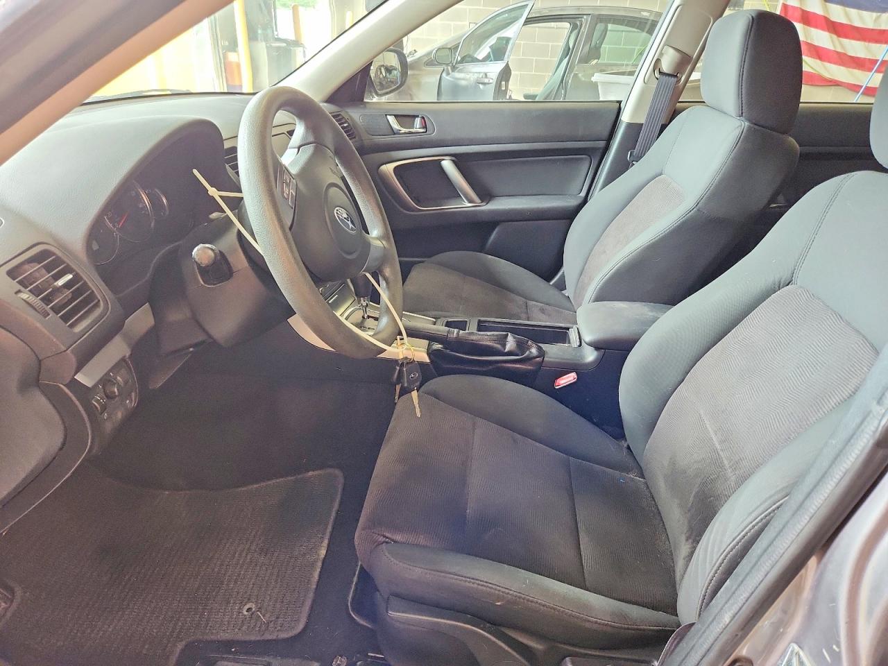 2009 Subaru Outback Gray vin: 4S4BP60C097338709