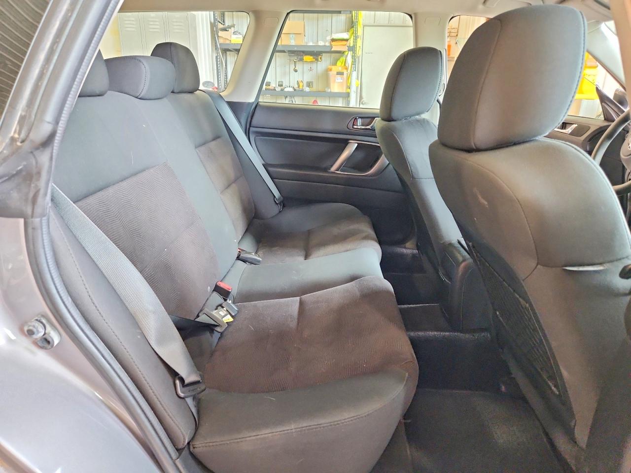2009 Subaru Outback Gray vin: 4S4BP60C097338709