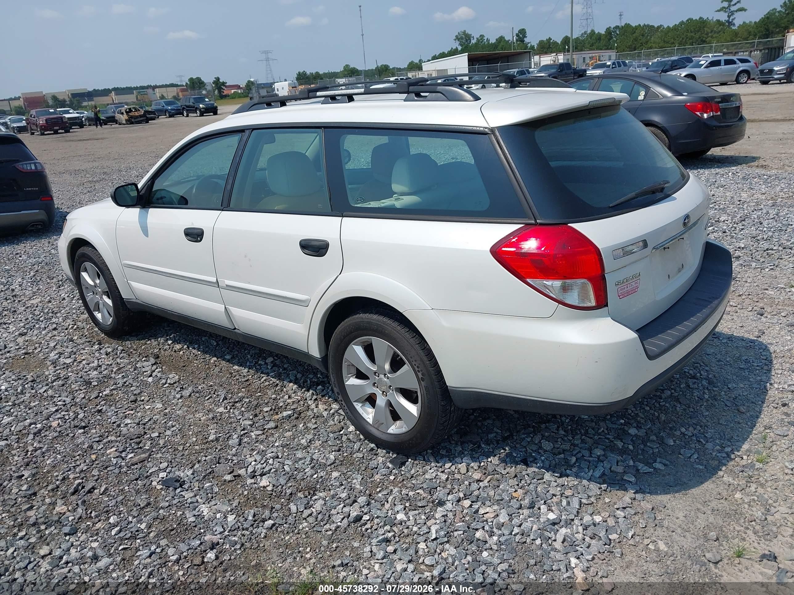 2009 Subaru Outback 2.5i White vin: 4S4BP60C097340055